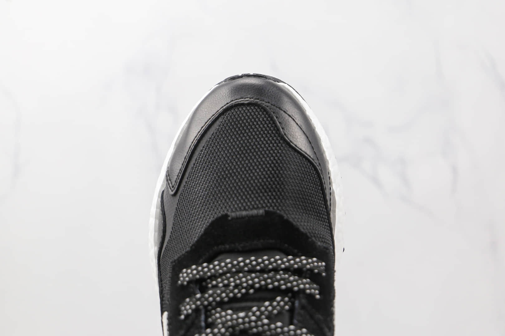 阿迪达斯Adidas Nite Jogger 2021 Boost纯原版本夜行者一代三叶草黑白色爆米花跑鞋原盒原标 货号：FW6689