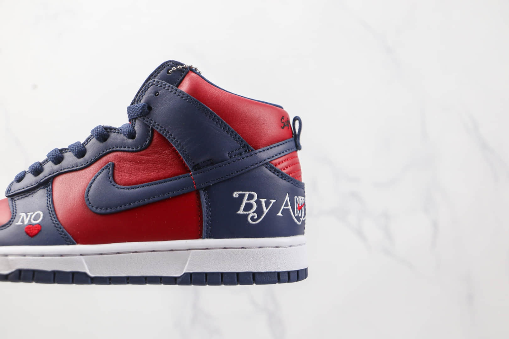 耐克Nike SB Dunk High By Any Means x Supreme联名款纯原版本高帮SB DUNK蓝红色爱心板鞋原档案数据开发 货号：DN3741-600