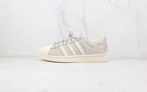 阿迪达斯Adidas Originals SUPERSTAR W纯原版本三叶草贝壳头灰白色麂皮卫冕冠军板鞋原盒原标 货号：BS0911