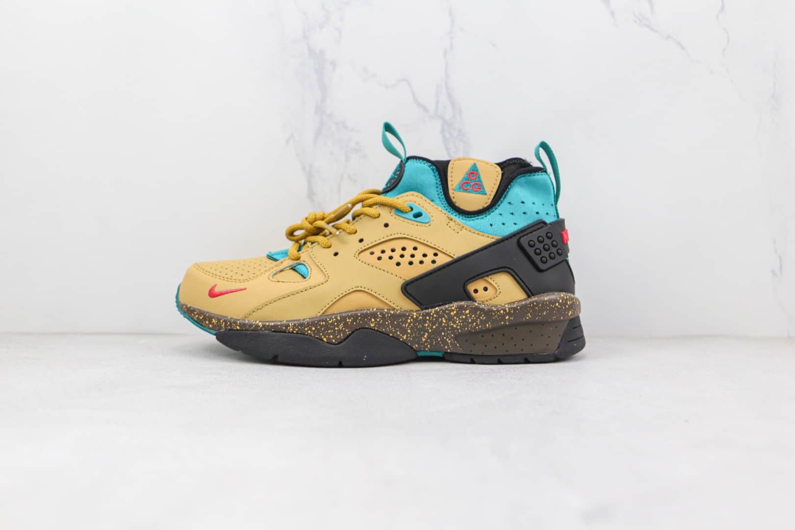 耐克Nike ACG Air Mowabb OG Rattan Birch纯原版本沙漠黄色ACG户外徒步鞋原盒原标 货号：DC9554-700