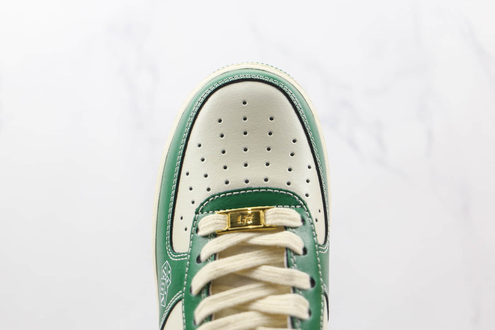 耐克Nike Air Force 1纯原版本低帮空军一号白绿色麻将骰子发财板鞋内置气垫 货号：CW2288-666