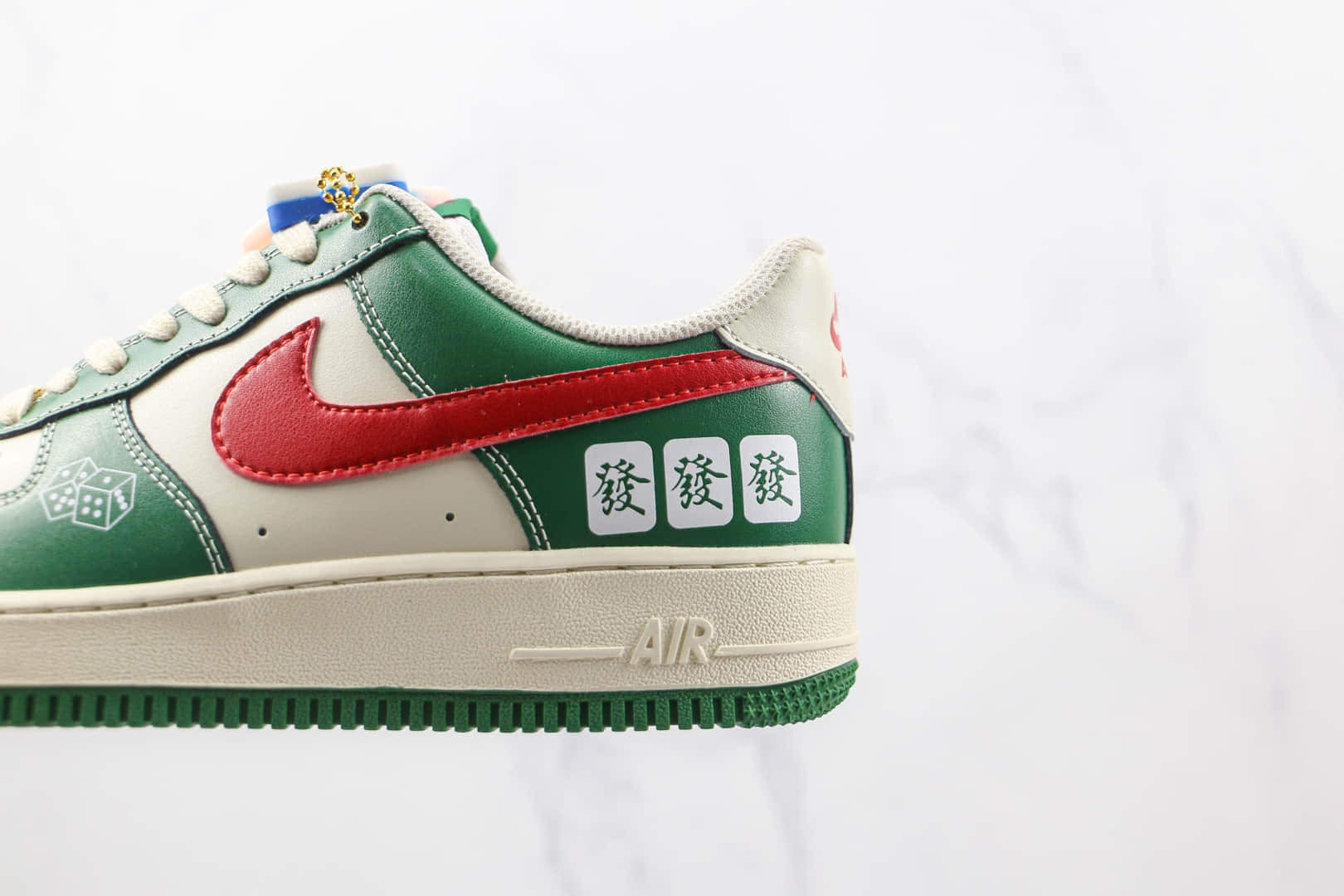 耐克Nike Air Force 1纯原版本低帮空军一号白绿色麻将骰子发财板鞋内置气垫 货号：CW2288-666