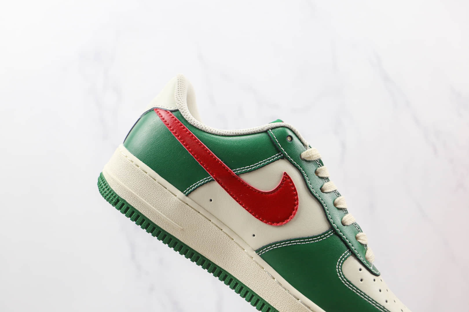 耐克Nike Air Force 1纯原版本低帮空军一号白绿色麻将骰子发财板鞋内置气垫 货号：CW2288-666