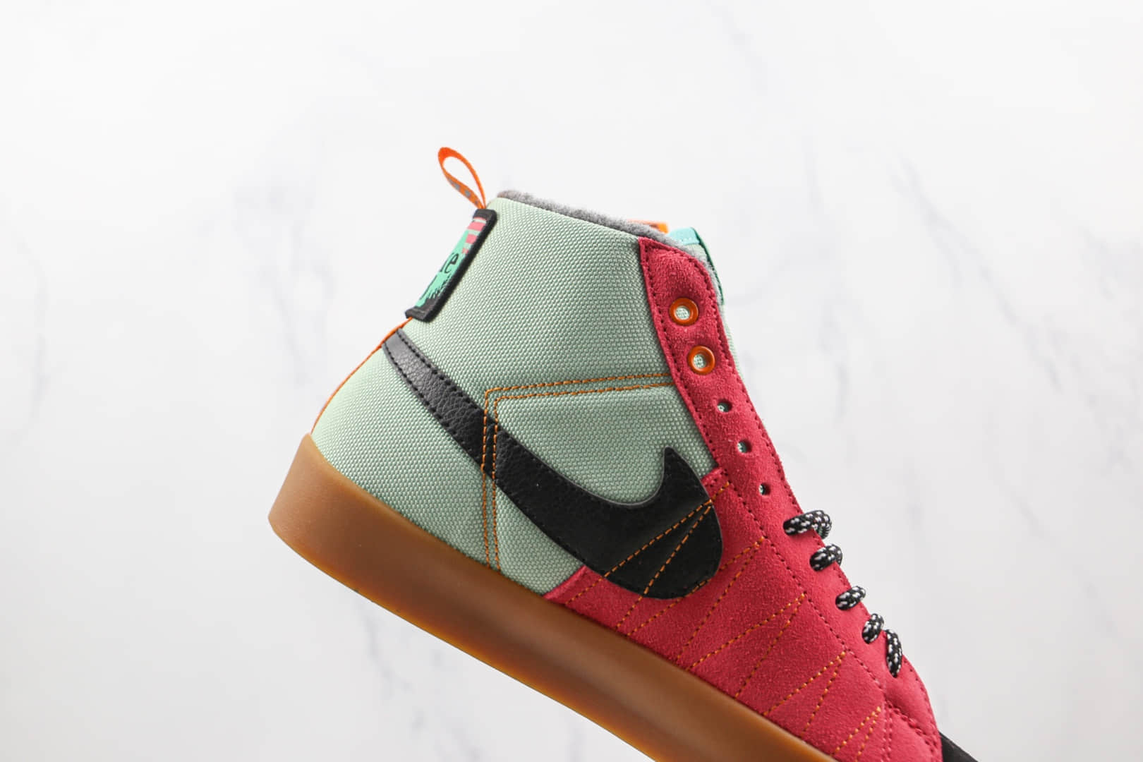 耐克Nike SB Zoom Blazer Mid PRO GT QS纯原版本高帮SB开拓者加绒粉绿色拼色波浪缝线板鞋原档案数据开发 货号：DC8903-301