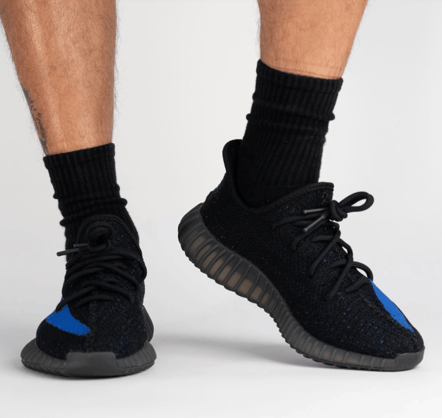 黑蓝椰子350V2上脚图曝光！明年春季登场！ 货号：GY7164