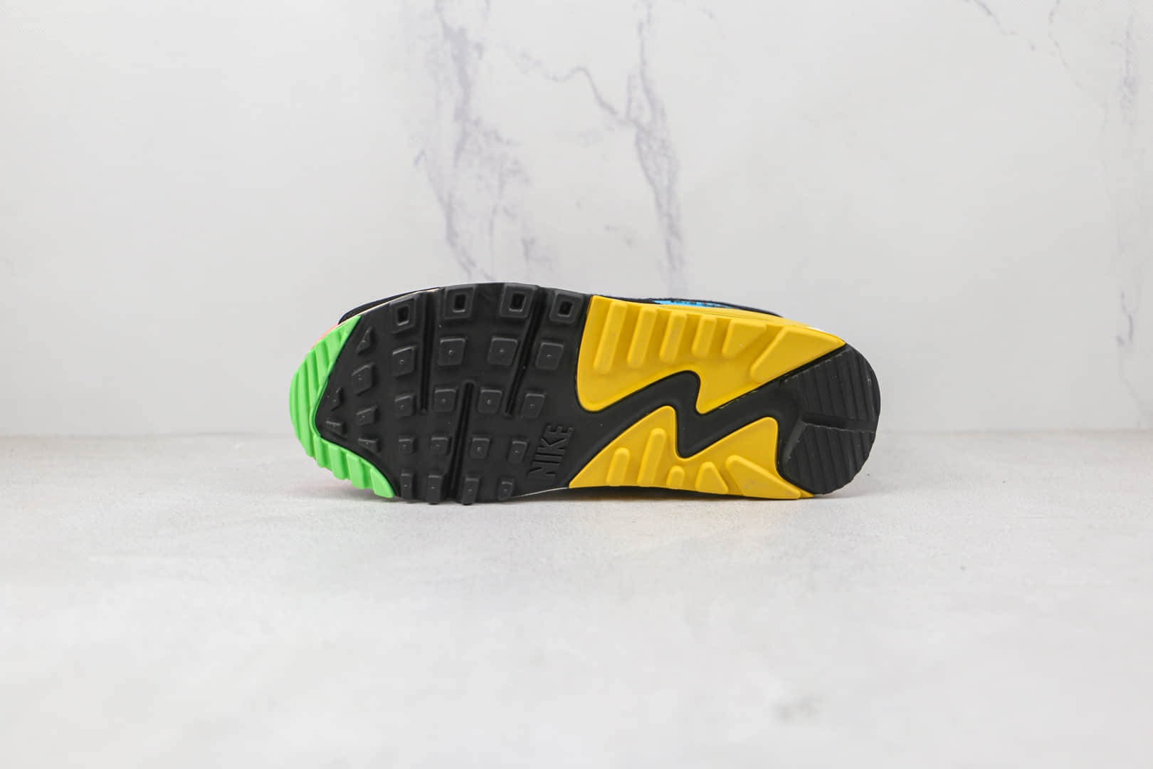 耐克Nike Air Max 90公司级版本复古气垫跑鞋黑粉绿色原盒原标 货号：CT1891-600