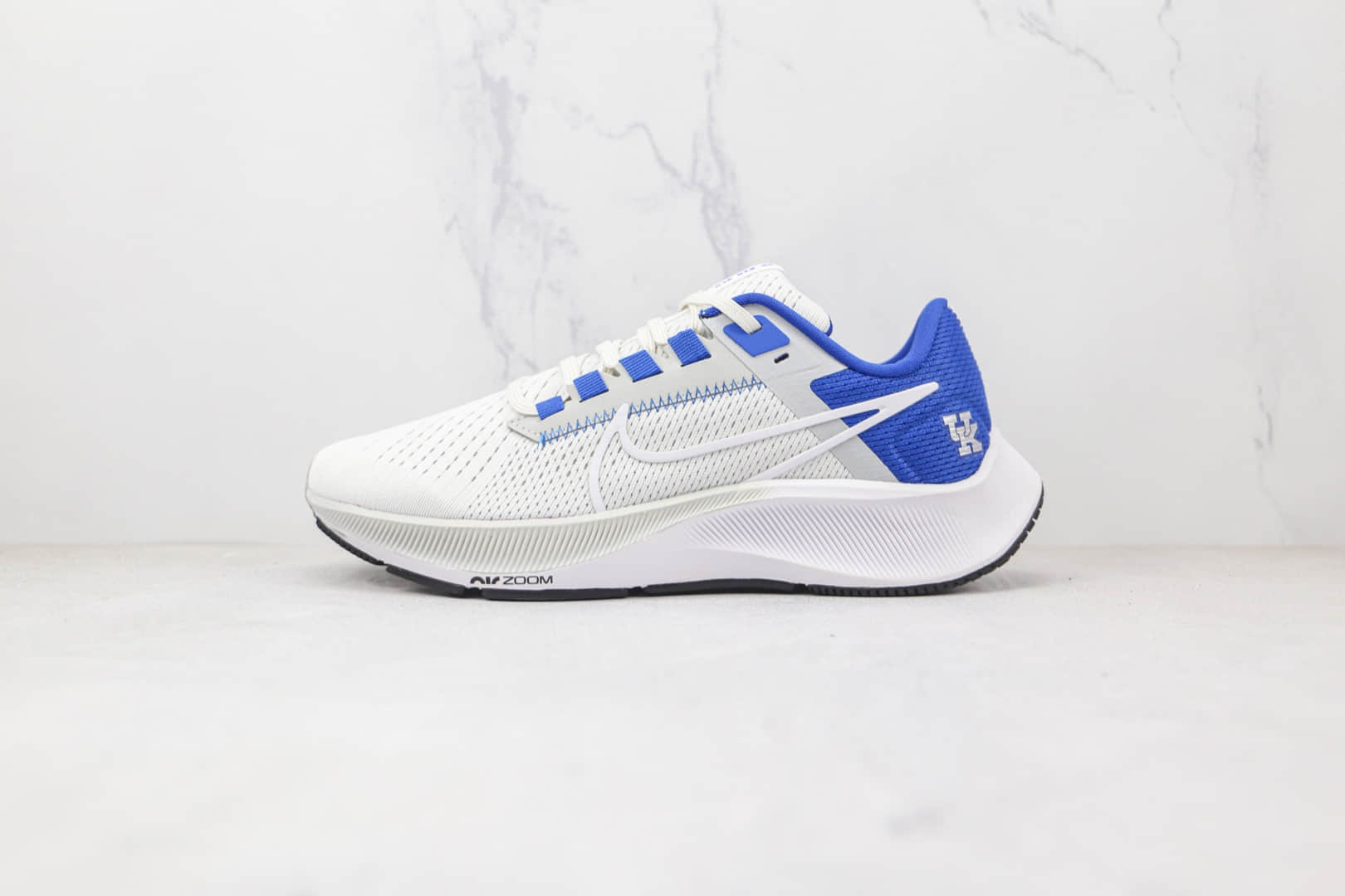 耐克Nike Air Zoom Pegasus 38纯原版本登月38代白蓝色针织透气慢跑鞋原鞋开模 货号：DJ0830-001
