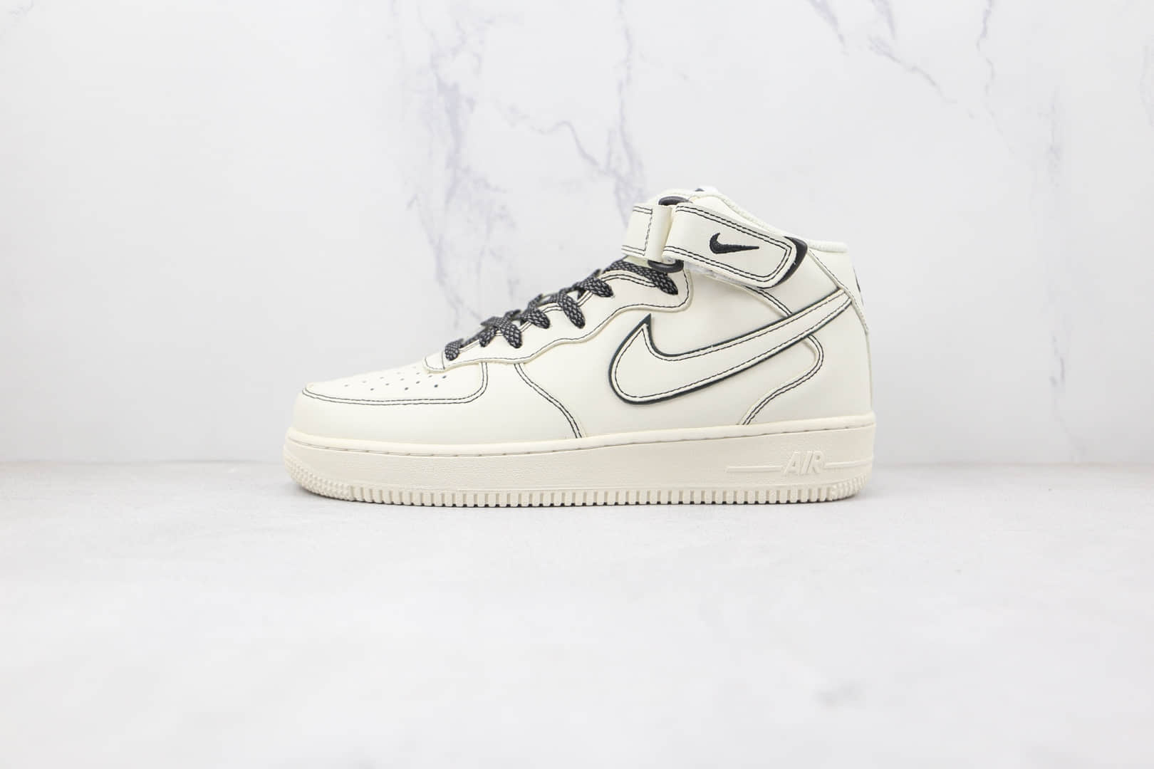 耐克Nike Air Force 1‘07 Mid纯原版本中帮空军一号白蓝色3M反光板鞋内置气垫 货号：AA1118-011