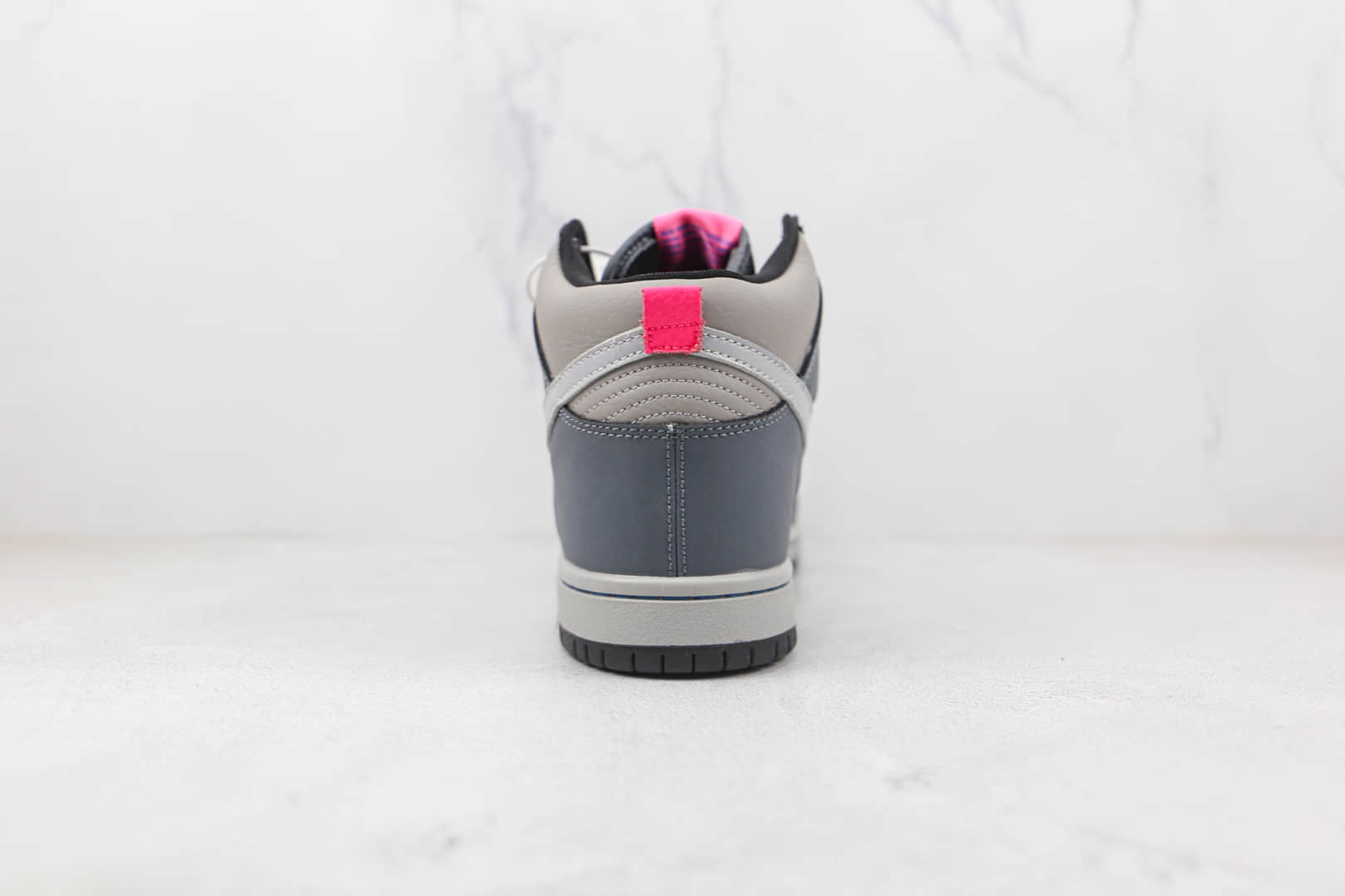 耐克Nike SB Dunk High Pro Medium Grey纯原版本高帮SB DUNK燧石灰板鞋内置气垫 货号：DJ9800-001