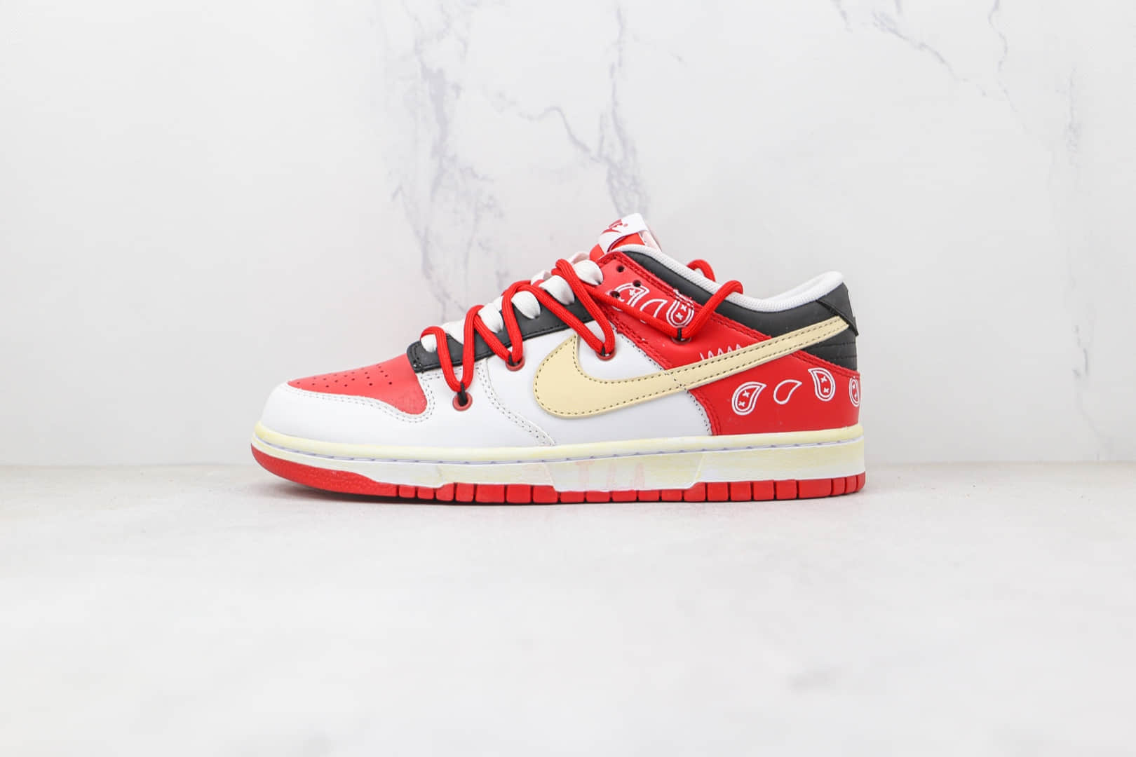 耐克Nike Dunk Low University Red x NBA联名款纯原版本低帮DUNK白红色解构腰果花板鞋原楦头纸板打造 货号：DD1391-600