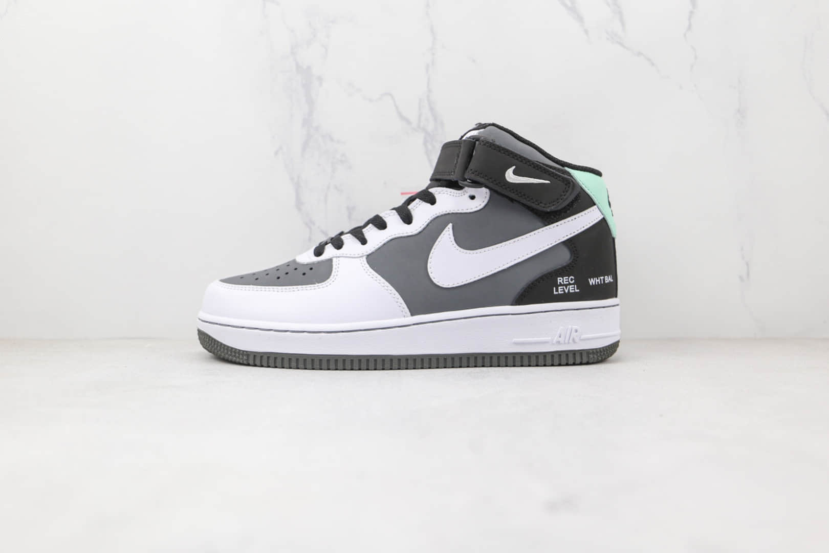 耐克Nike Air Force 1 07 Mid纯原版本中帮空军一号灰色摄像机板鞋内置气垫 货号：CN6863-502