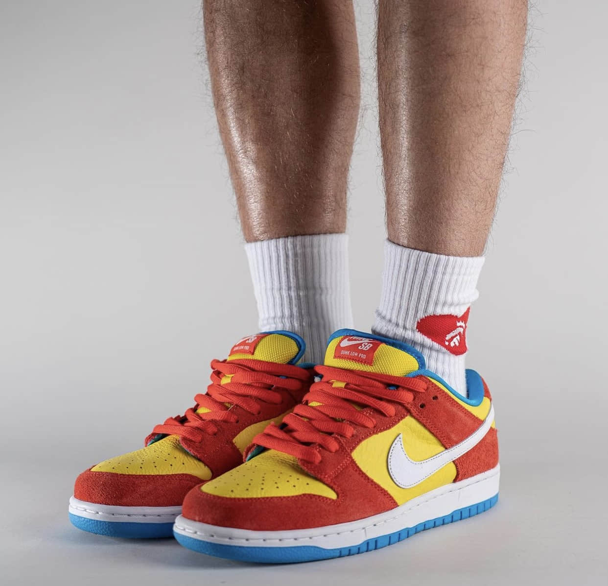 全新Nike SB Dunk“辛普森”上脚美照释出！ 货号：BQ6817-602