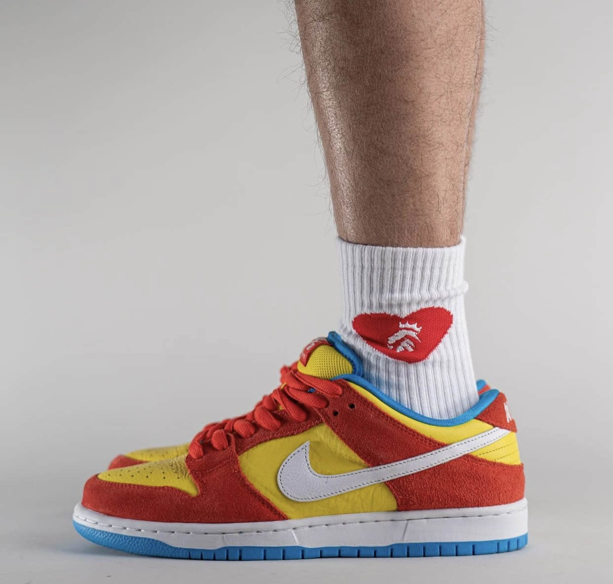 全新Nike SB Dunk“辛普森”上脚美照释出！ 货号：BQ6817-602