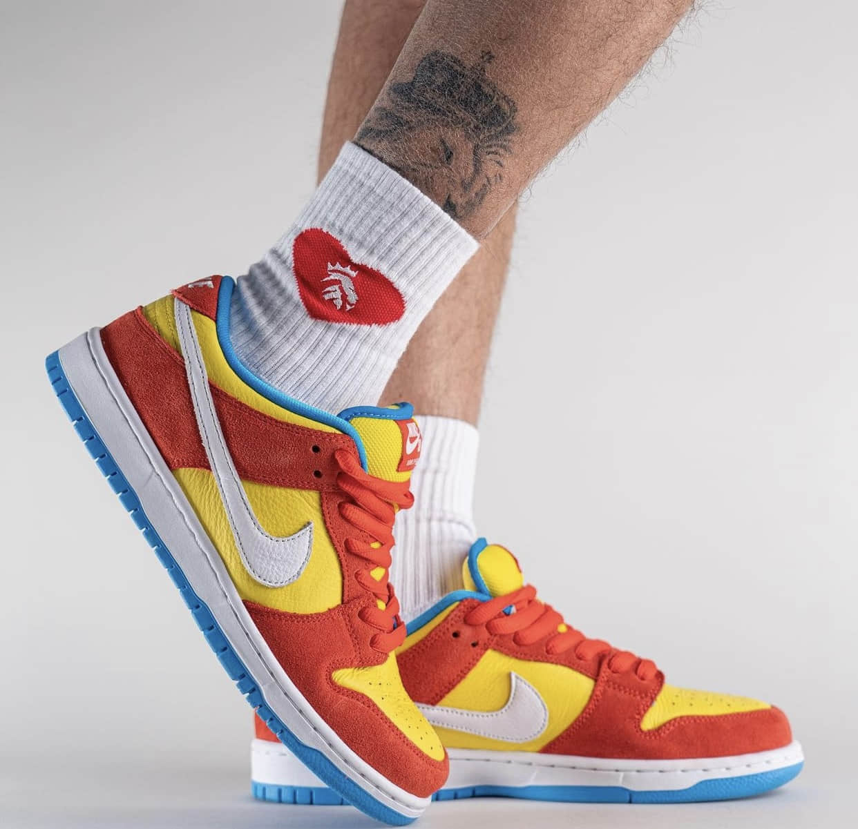 全新Nike SB Dunk“辛普森”上脚美照释出！ 货号：BQ6817-602