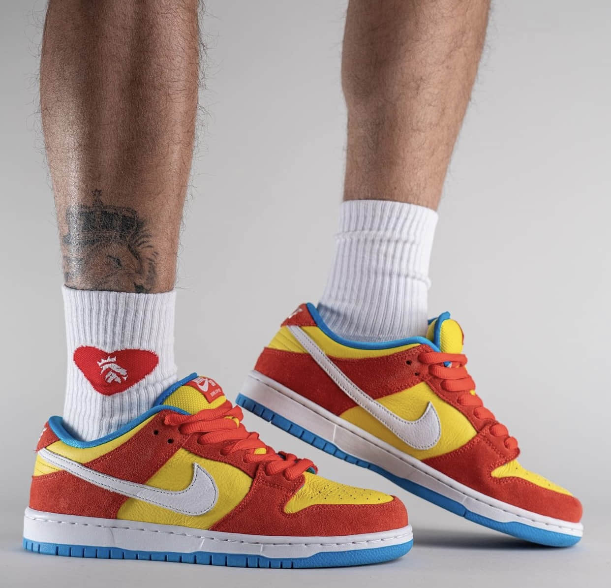 全新Nike SB Dunk“辛普森”上脚美照释出！ 货号：BQ6817-602