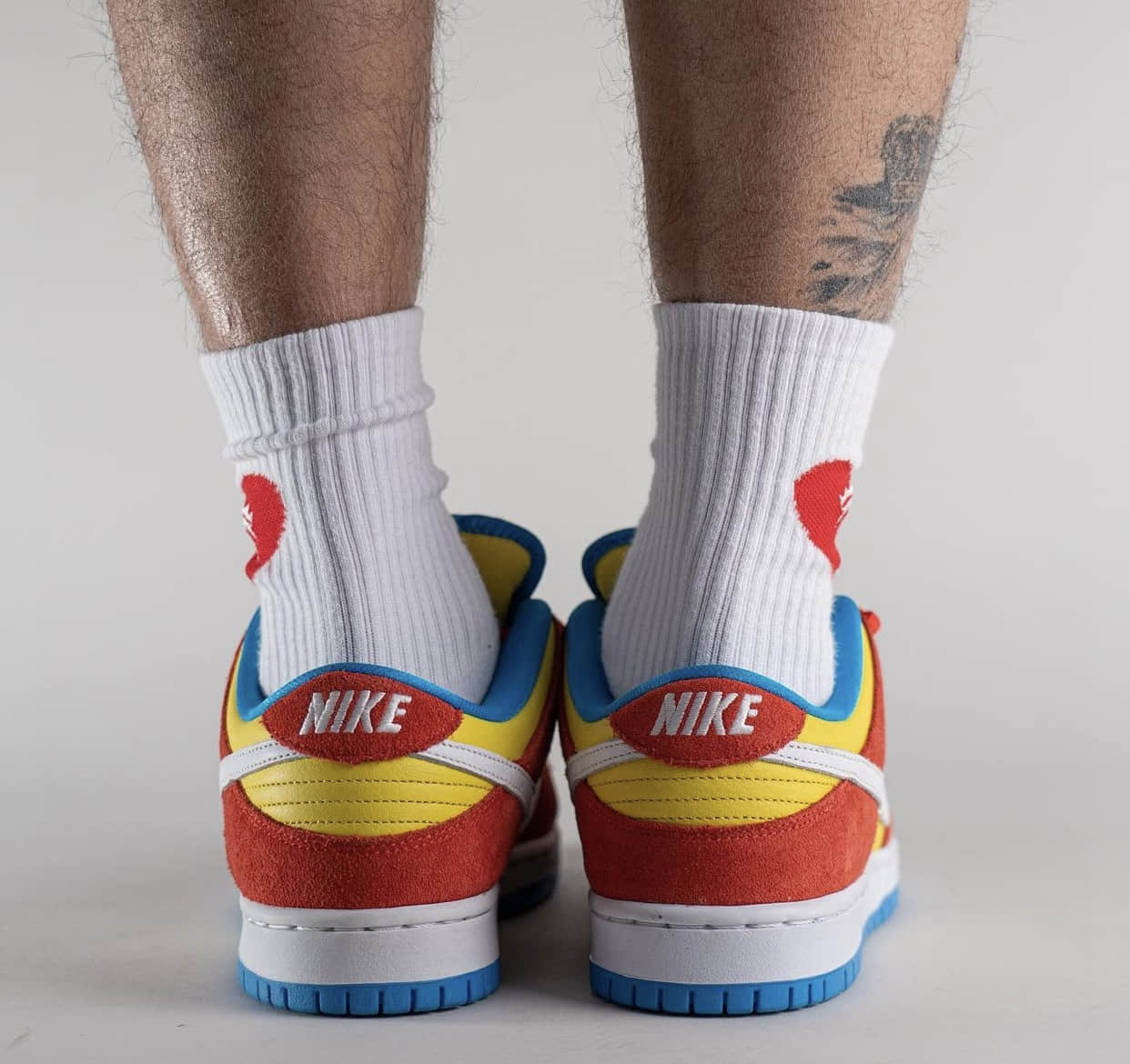 全新Nike SB Dunk“辛普森”上脚美照释出！ 货号：BQ6817-602