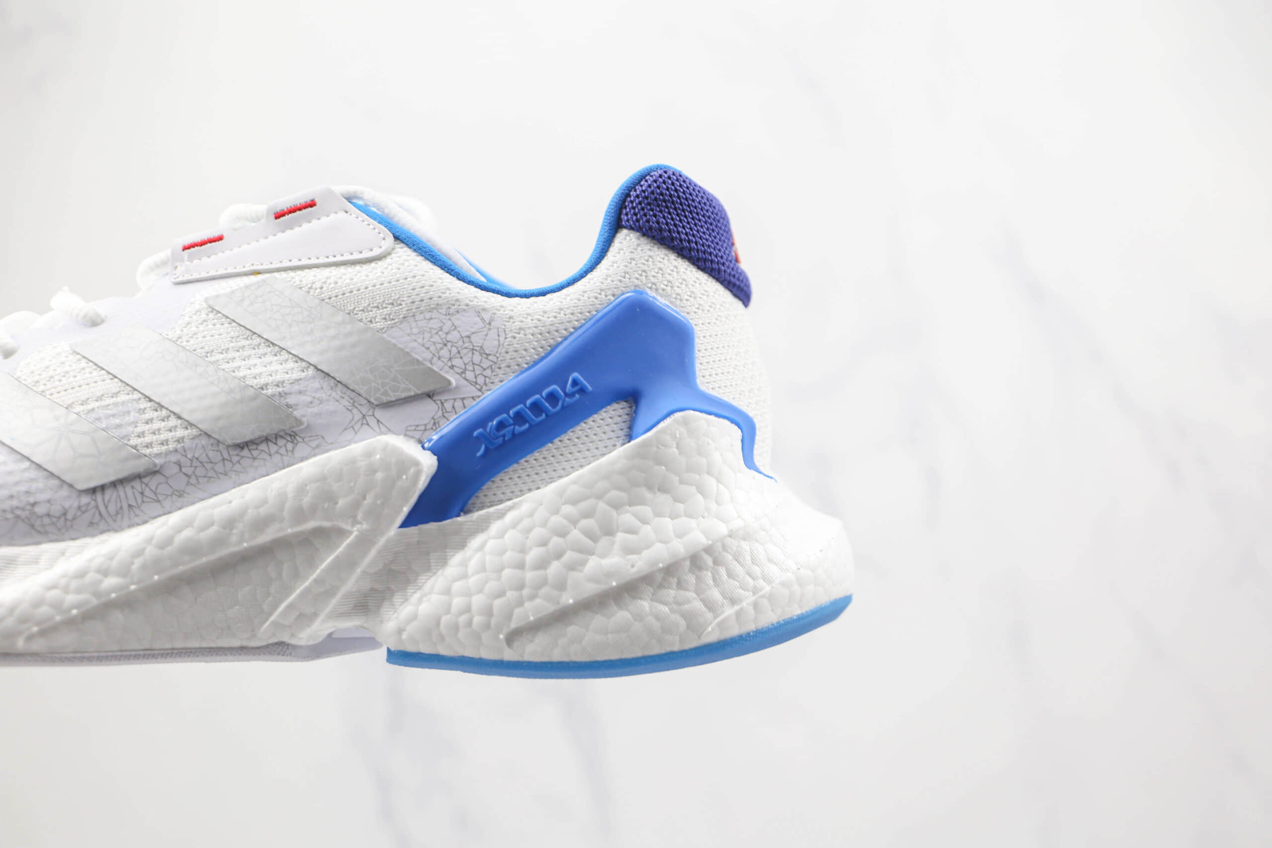 阿迪达斯Adidas Boost X9000L4纯原版本白蓝色复古爆米花跑鞋原楦头纸板打造 货号：GY1333