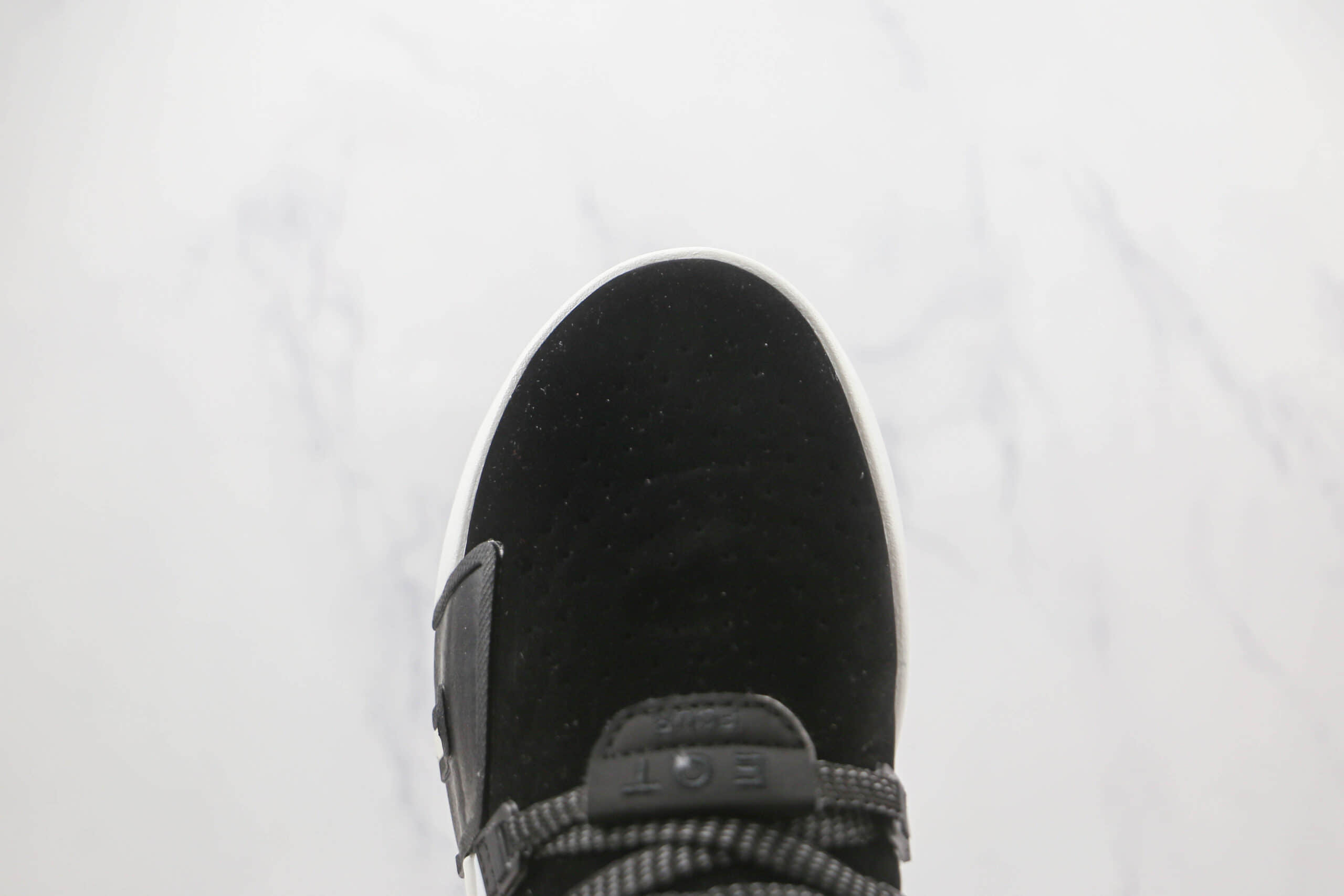 阿迪达斯Adidas EQT BASK ADV纯原版本黑色麂皮EQT三叶草支撑者系列复古慢跑鞋原盒原标 货号：EE2998
