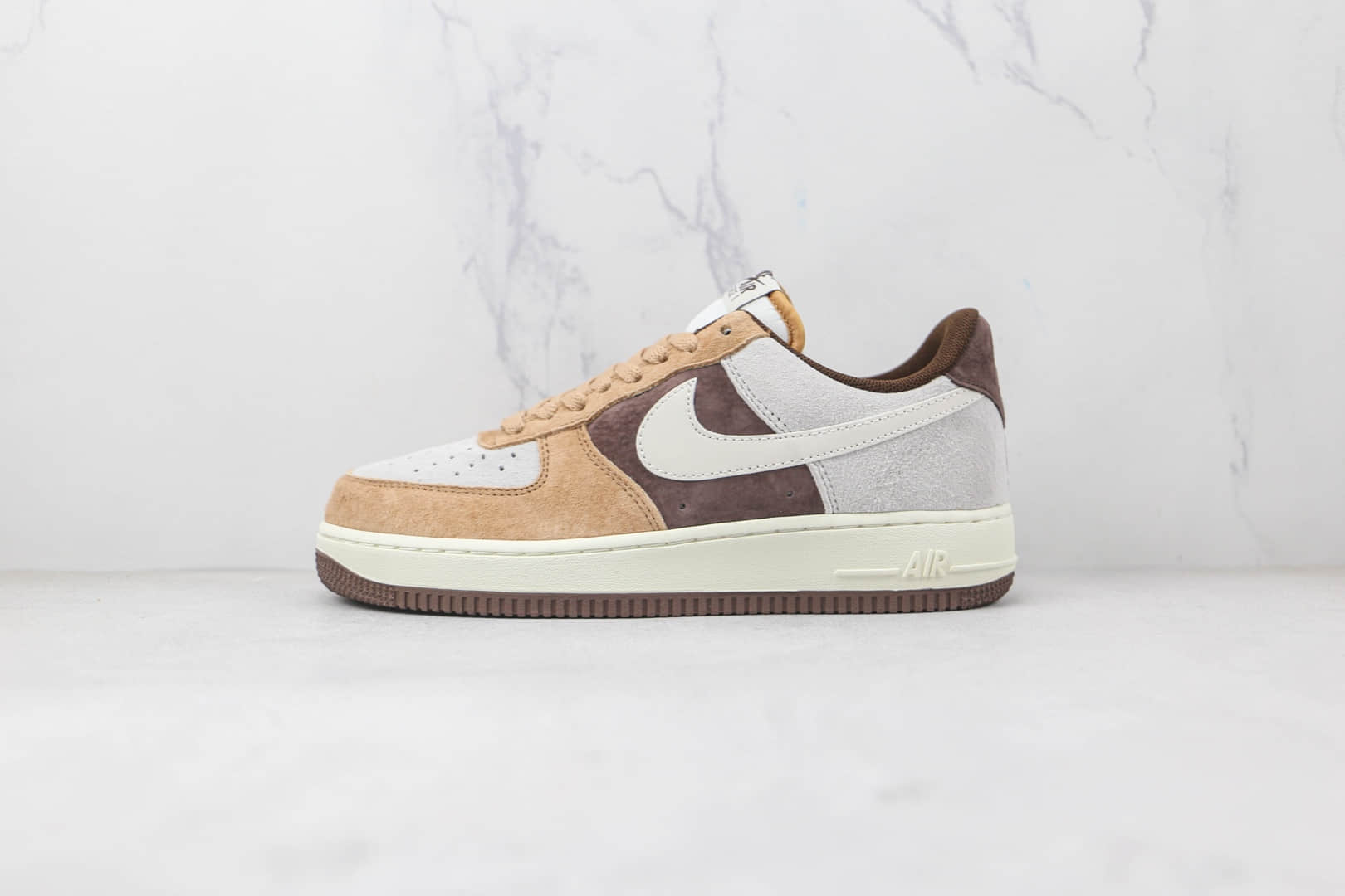 耐克Nike Air Force 1 07 Low纯原版本低帮空军一号麂皮咖啡色拼接板鞋内置气垫 货号：BL3099-233