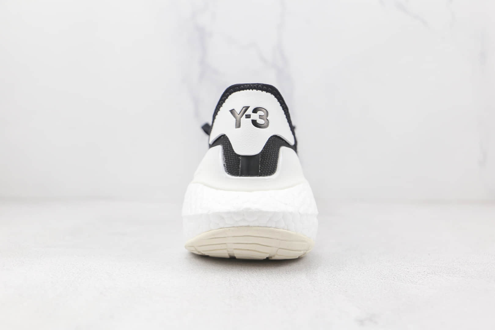 阿迪达斯Adidas Y3 Ultra Boost纯原版本三本耀司UB爆米花跑鞋原楦头纸板打造 货号：H67476