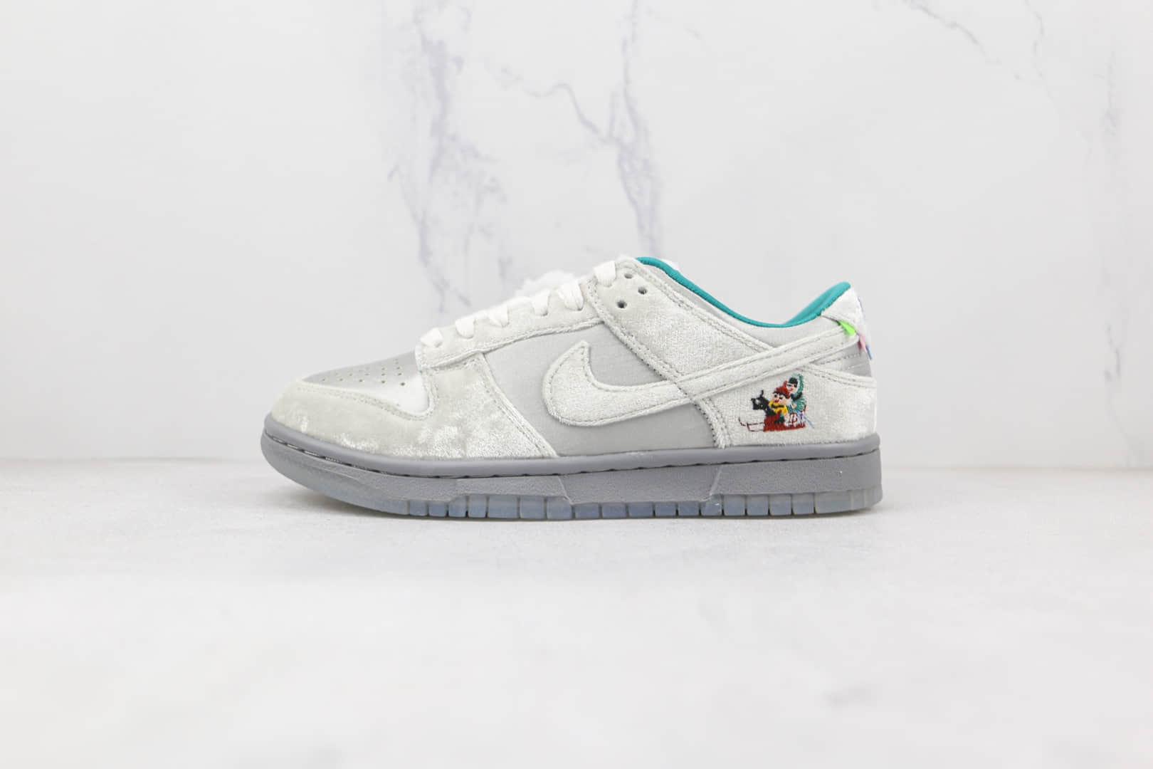 耐克Nike Dunk Low Ice纯原版本低帮SB DUNK冰雪节限定配色板鞋原楦头纸板打造原盒原标 货号：DO2326-001