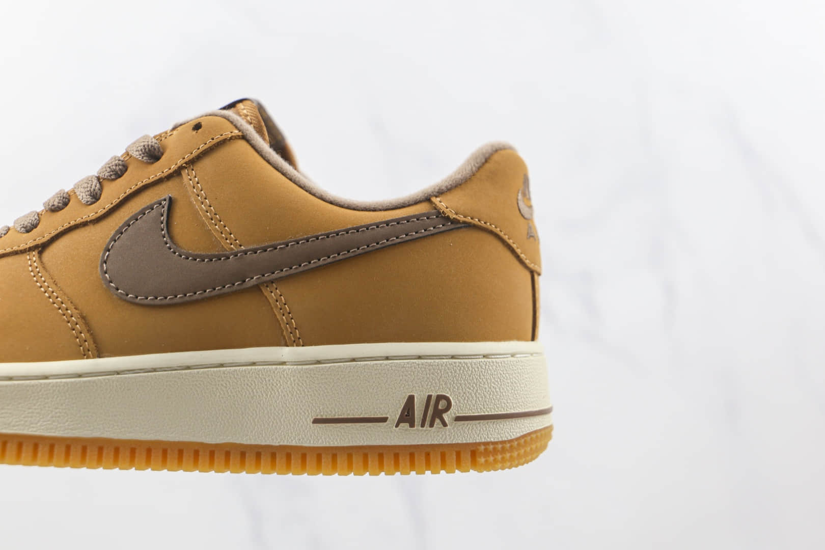 耐克Nike Air Force 1 07 Low纯原版本低帮空军一号卡其色板鞋内置气垫 货号：309652-721