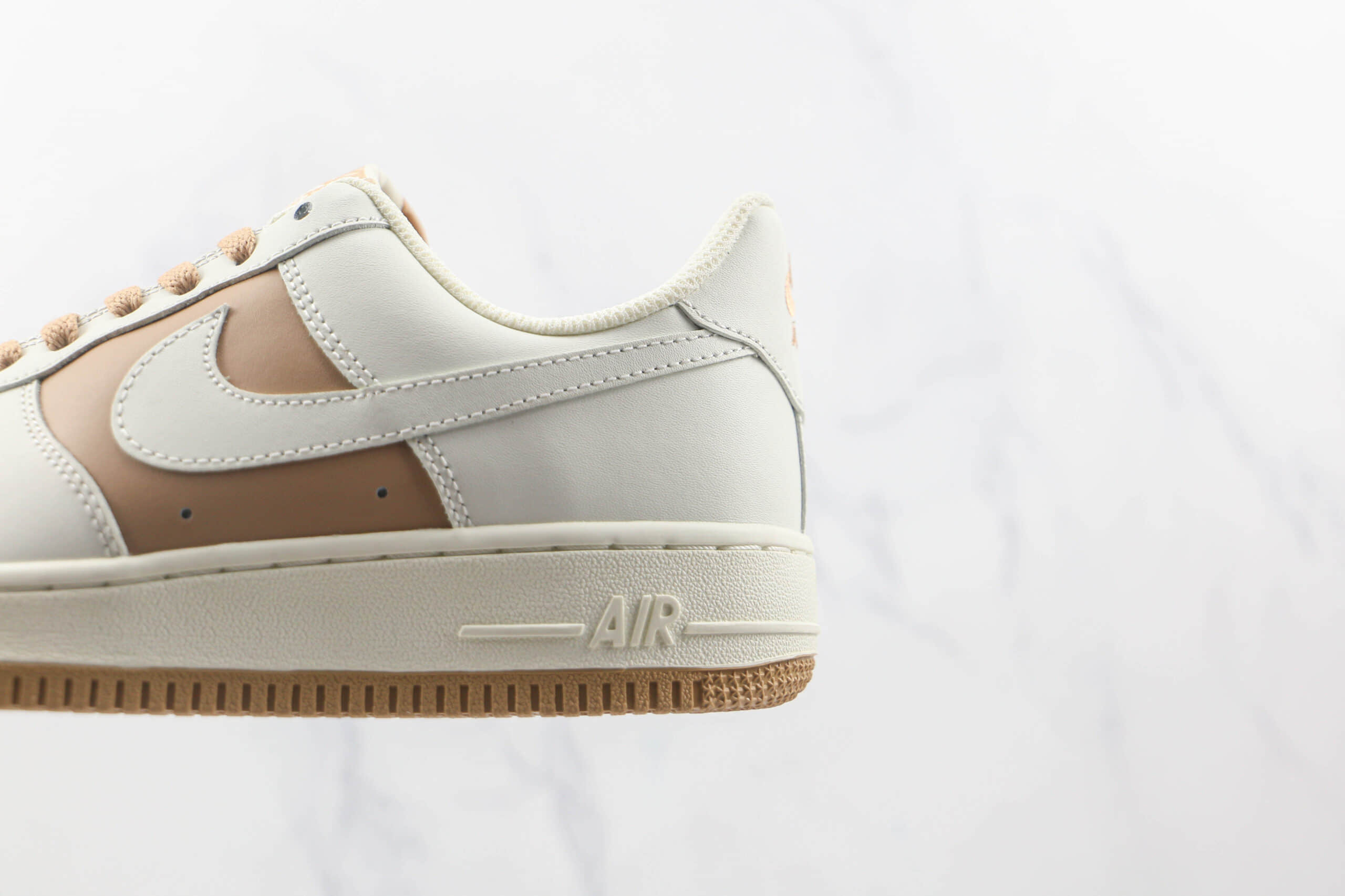 耐克Nike Air Force 1 07 Low纯原版本低帮空军一号白棕拼接板鞋内置气垫 货号：PQ3369-281