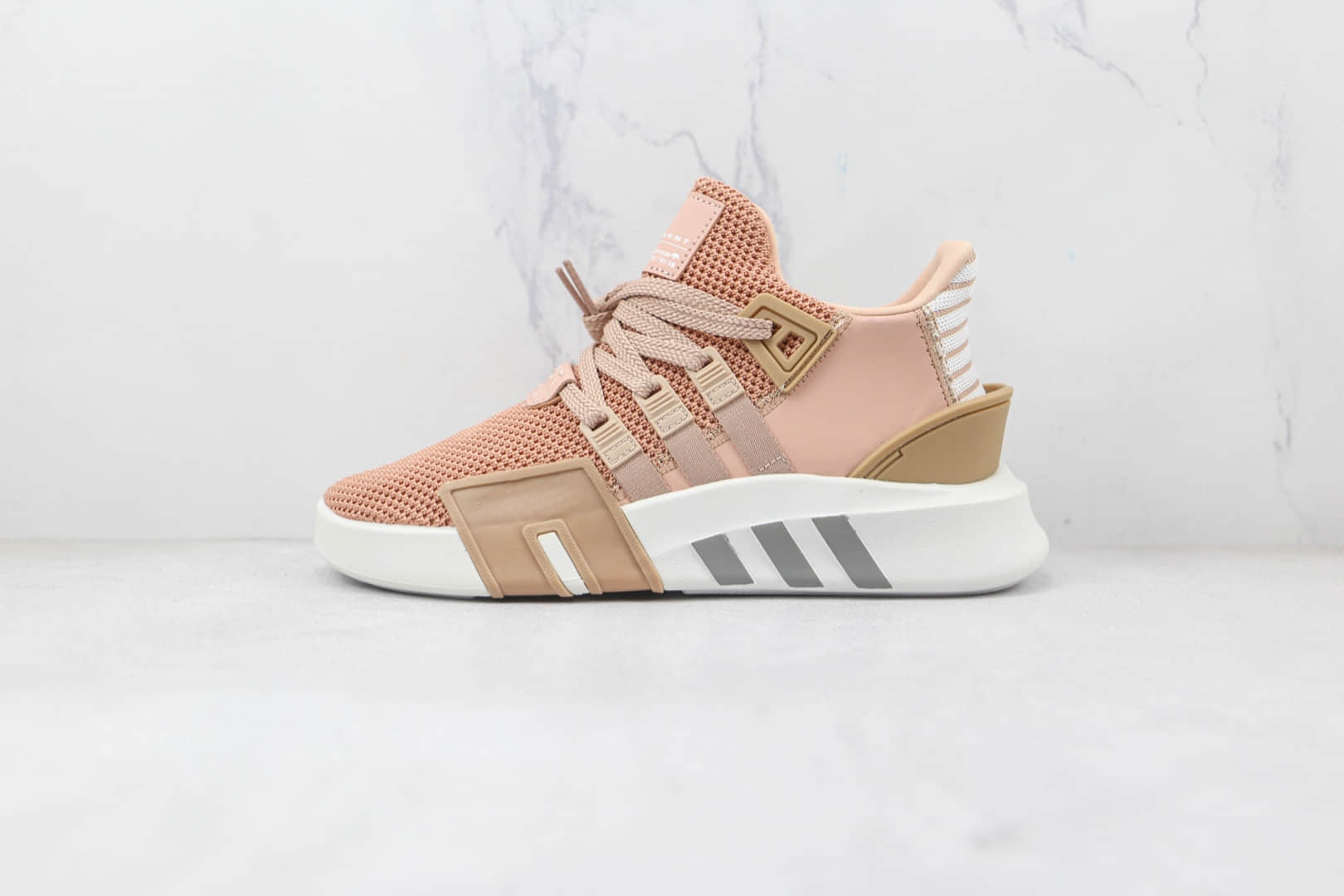 阿迪达斯Adidas EQT BASK ADV纯原版本三叶草支撑者系列粉色EQT复古慢跑鞋原档案数据开发 货号：AC7352