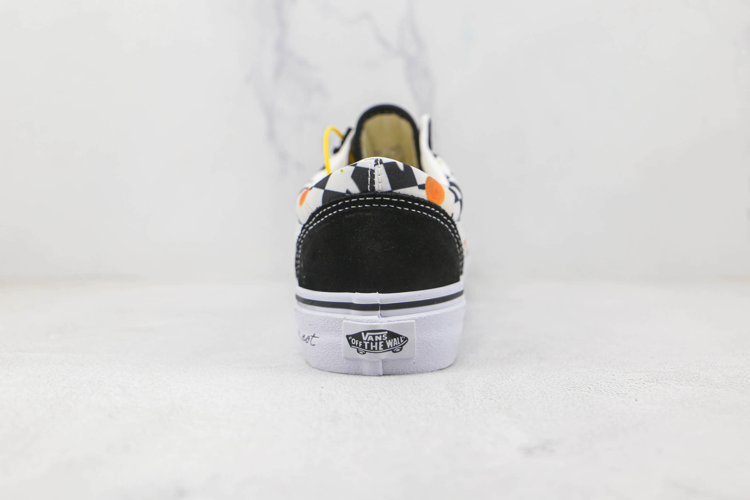 万斯Vans Old Skool公司级版本低帮黑白棋盘格小雏菊帆布鞋原盒原标 货号：VN0A5KRFB0B