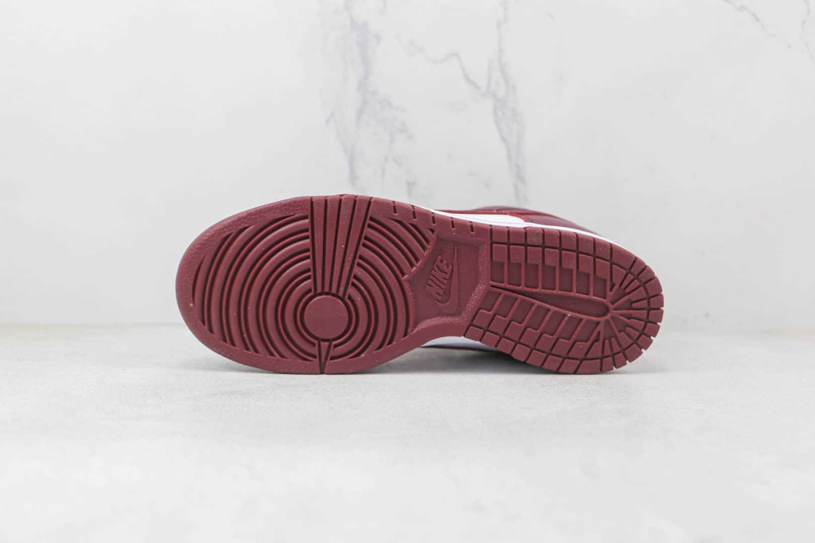 耐克Nike SB Dunk Low Team Red Bordeaux纯原版本低帮DUNK波尔多白酒红色板鞋原档案数据开发 货号：DD1503-108