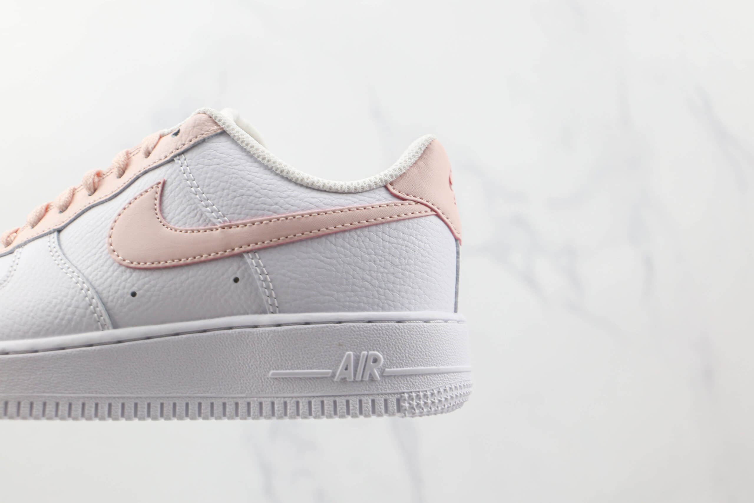 耐克Nike Air Force 1 07 Low纯原版本低帮空军一号白粉色板鞋内置气垫 货号：DH1290-001