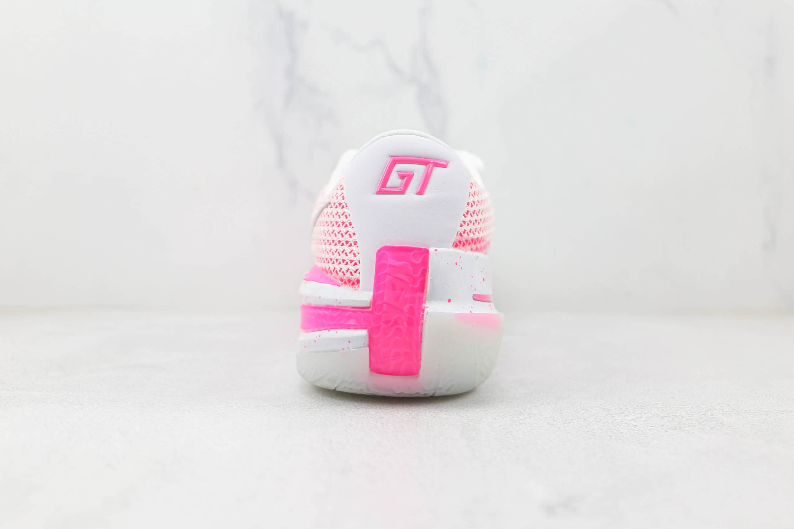 耐克Nike Air Zoom GT纯原版本白粉色GT CUT篮球鞋原档案数据开发 货号：CZ0175-008