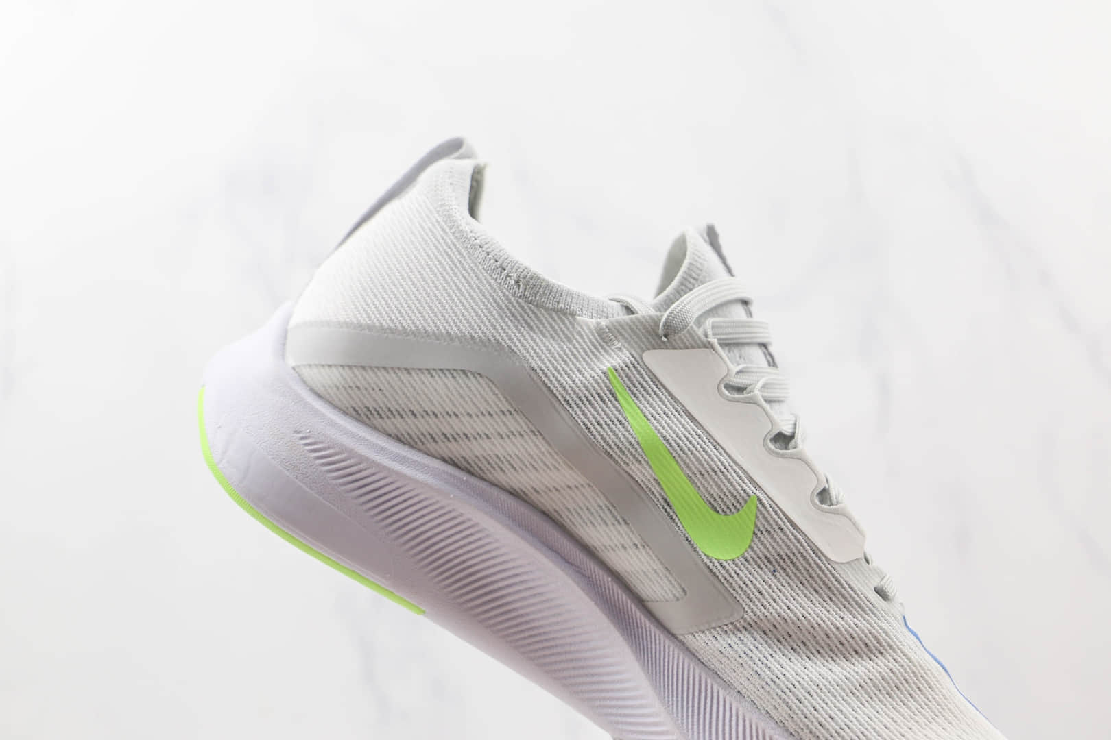 耐克Nike Zoom Fly 4纯原版本白黄色Fly4慢跑鞋原楦头纸板打造 货号：CT2392-100