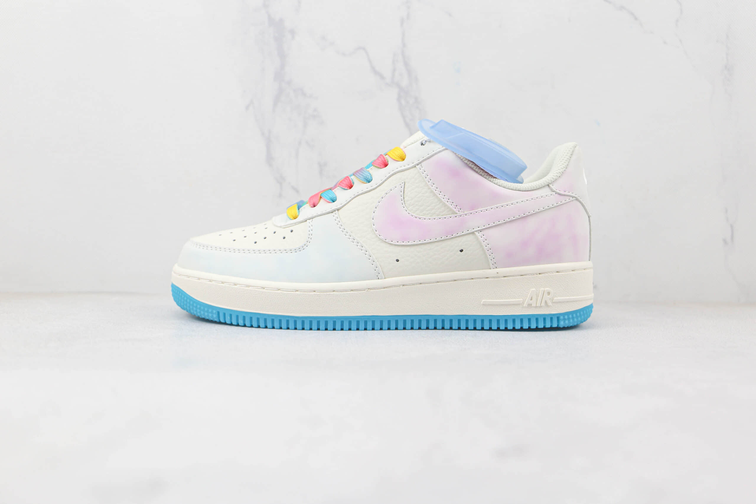 耐克Nike Air Force 1’07 Low纯原版本低帮空军一号变色龙板鞋原楦头纸板打造 货号：DD3396-131