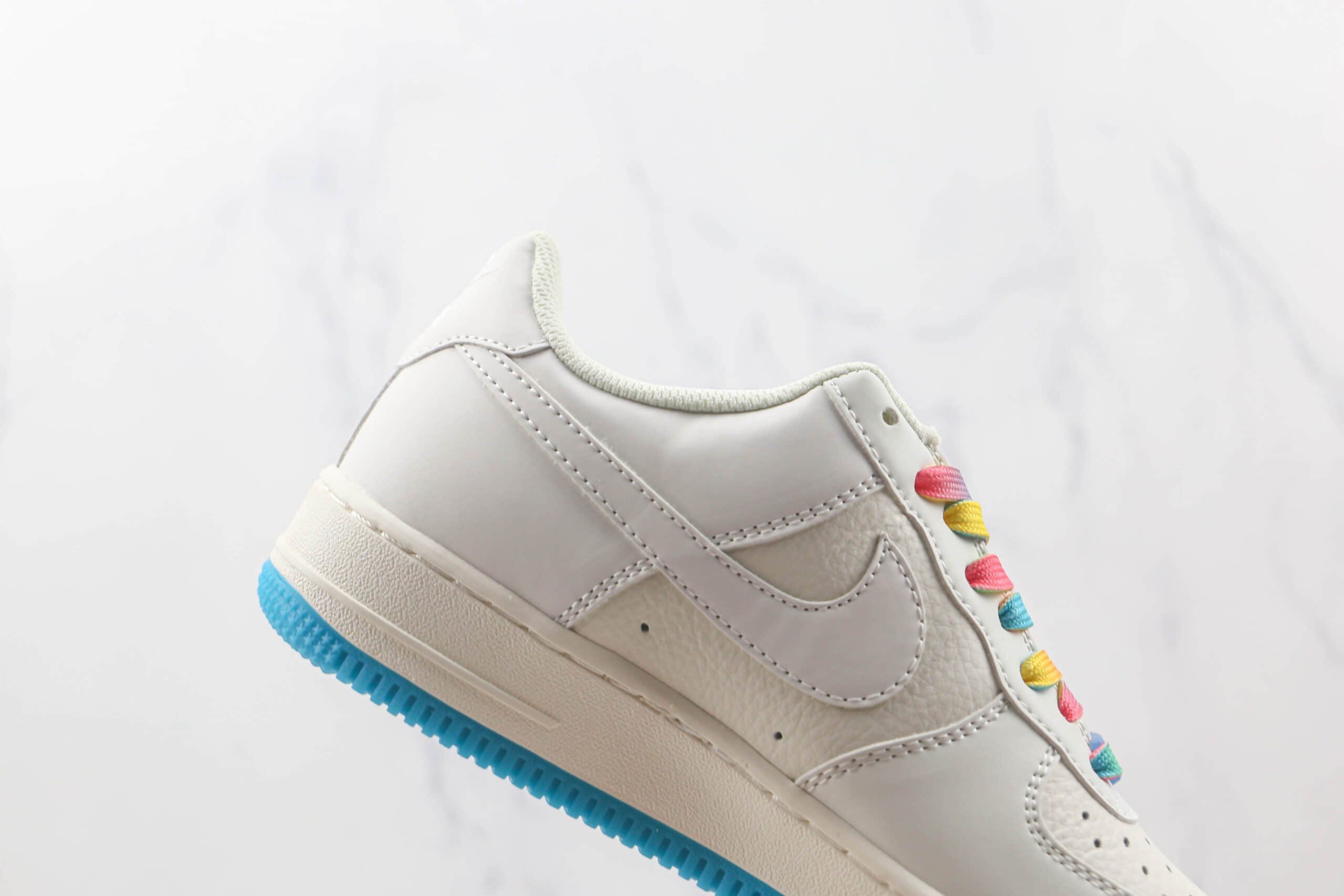 耐克Nike Air Force 1’07 Low纯原版本低帮空军一号变色龙板鞋原楦头纸板打造 货号：DD3396-131