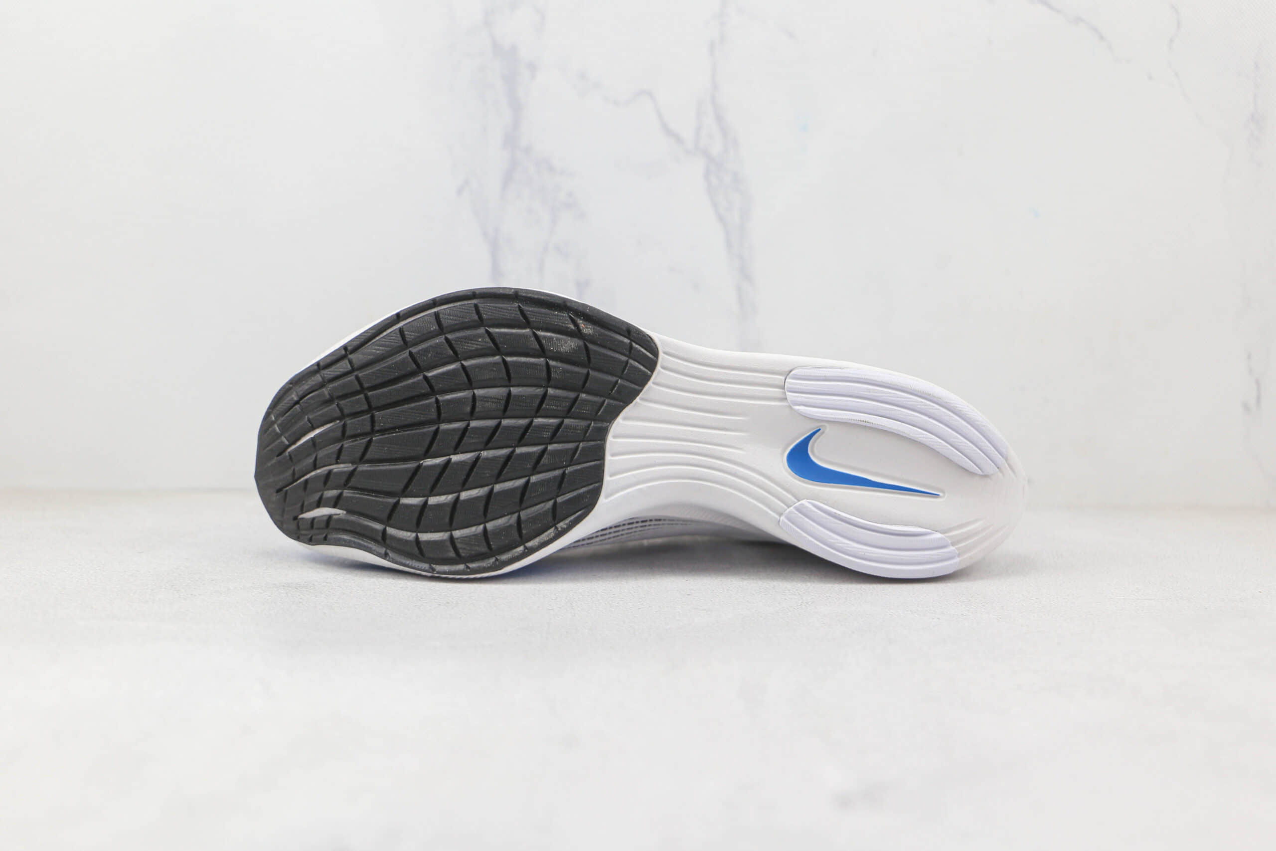 耐克Nike ZoomX VaporFly NEXT%2纯原版本马拉松白蓝色慢跑鞋原楦头纸板打造 货号：CU4111-102