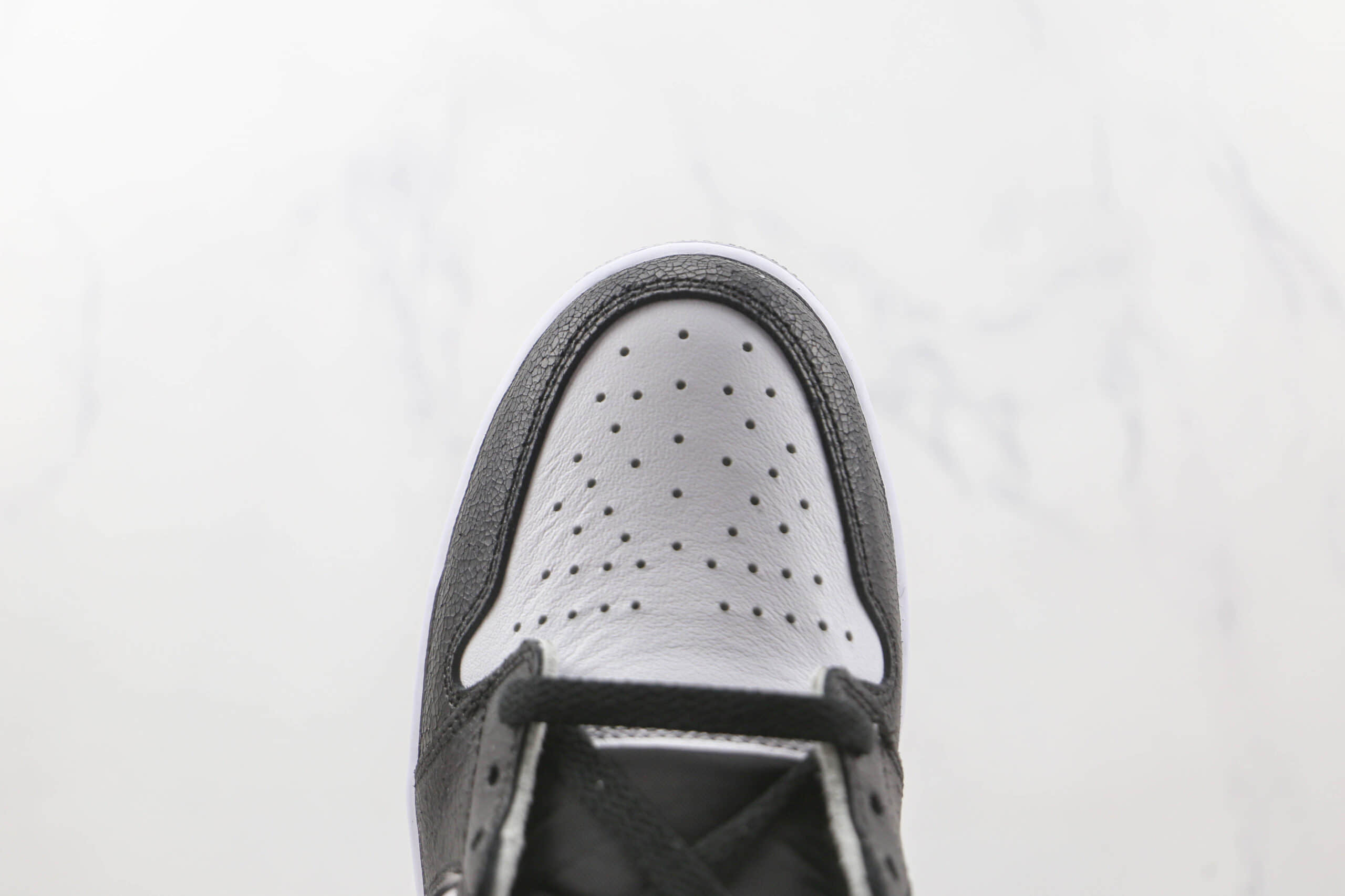 乔丹Air Jordan 1 high纯原版本高帮AJ1白灰色板鞋原楦头纸板打造原盒原标 货号：555065-108