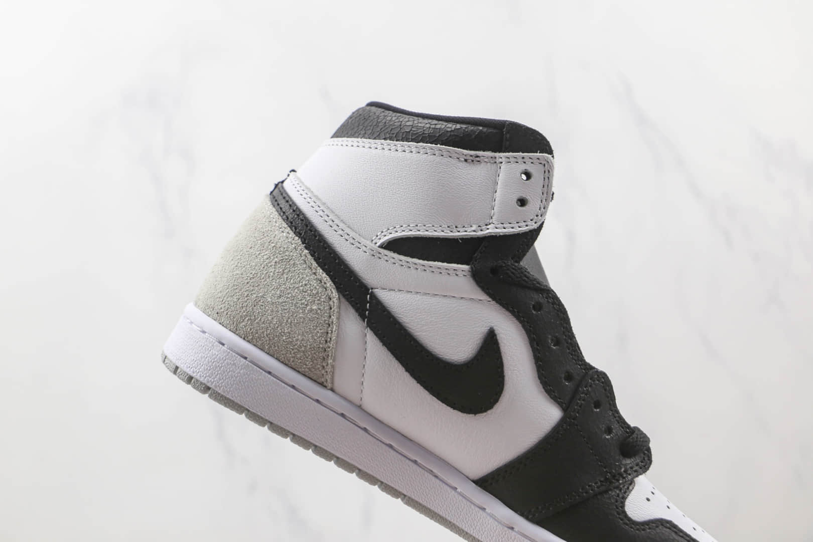 乔丹Air Jordan 1 high纯原版本高帮AJ1白灰色板鞋原楦头纸板打造原盒原标 货号：555065-108