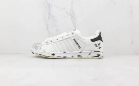 阿迪达斯Adidas Originals SUPERSTAR W纯原版本三叶草白色灯芯绒贝壳头板鞋原档案数据开发 货号：FZ5568