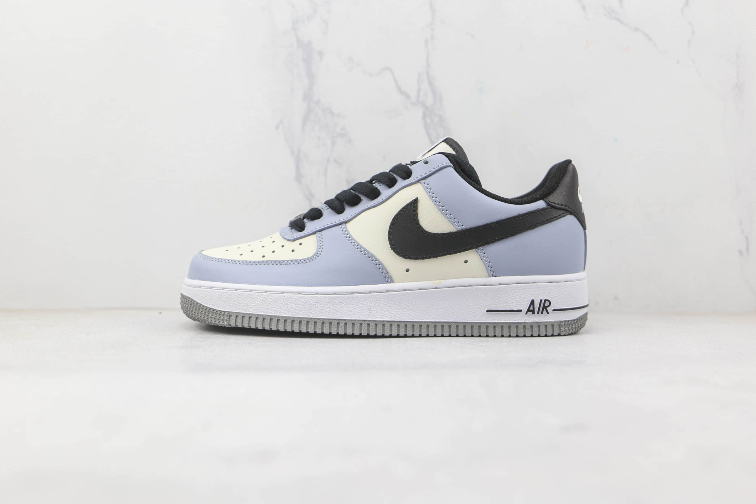 耐克Nike Air Force 1’07 Low纯原版本低帮空军一号白灰板鞋内置气垫 货号：CW2288-120