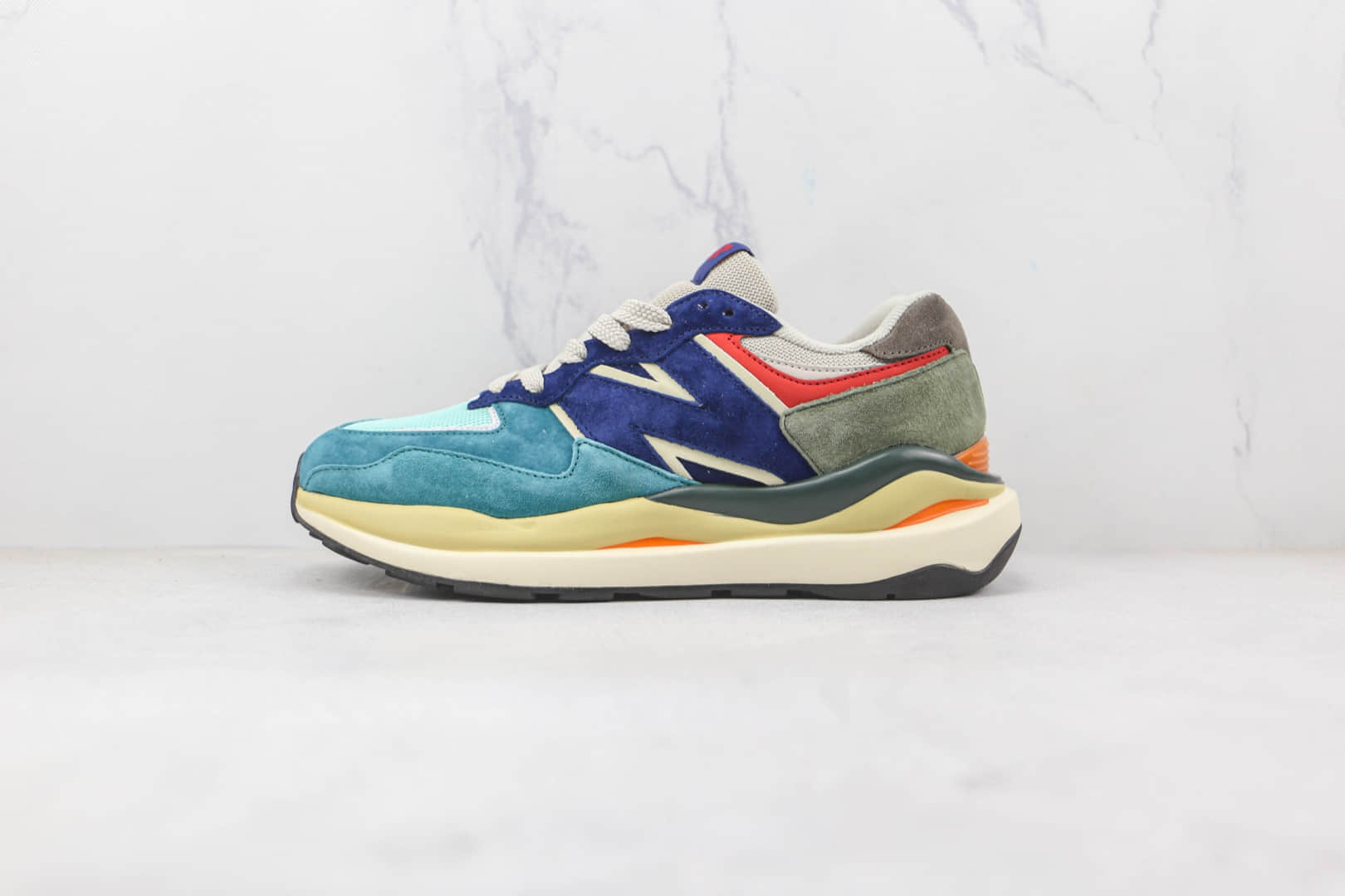 新百伦New Balance 5740纯原版本蓝色彩虹彩色拼接复古NB5740慢跑鞋原楦头纸板打造 货号：W5740PY1