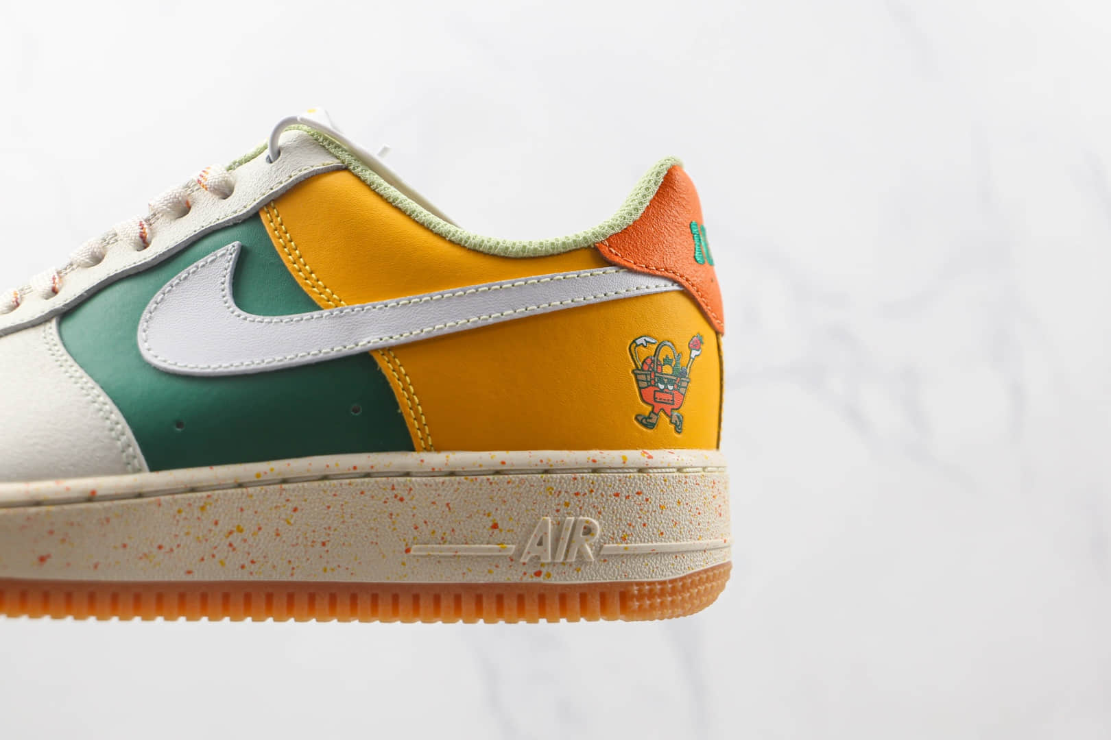 耐克Nike Air Force 1’07 Low纯原版本低帮空军一号米黄色果汁板鞋内置气垫 货号：DQ5085-111