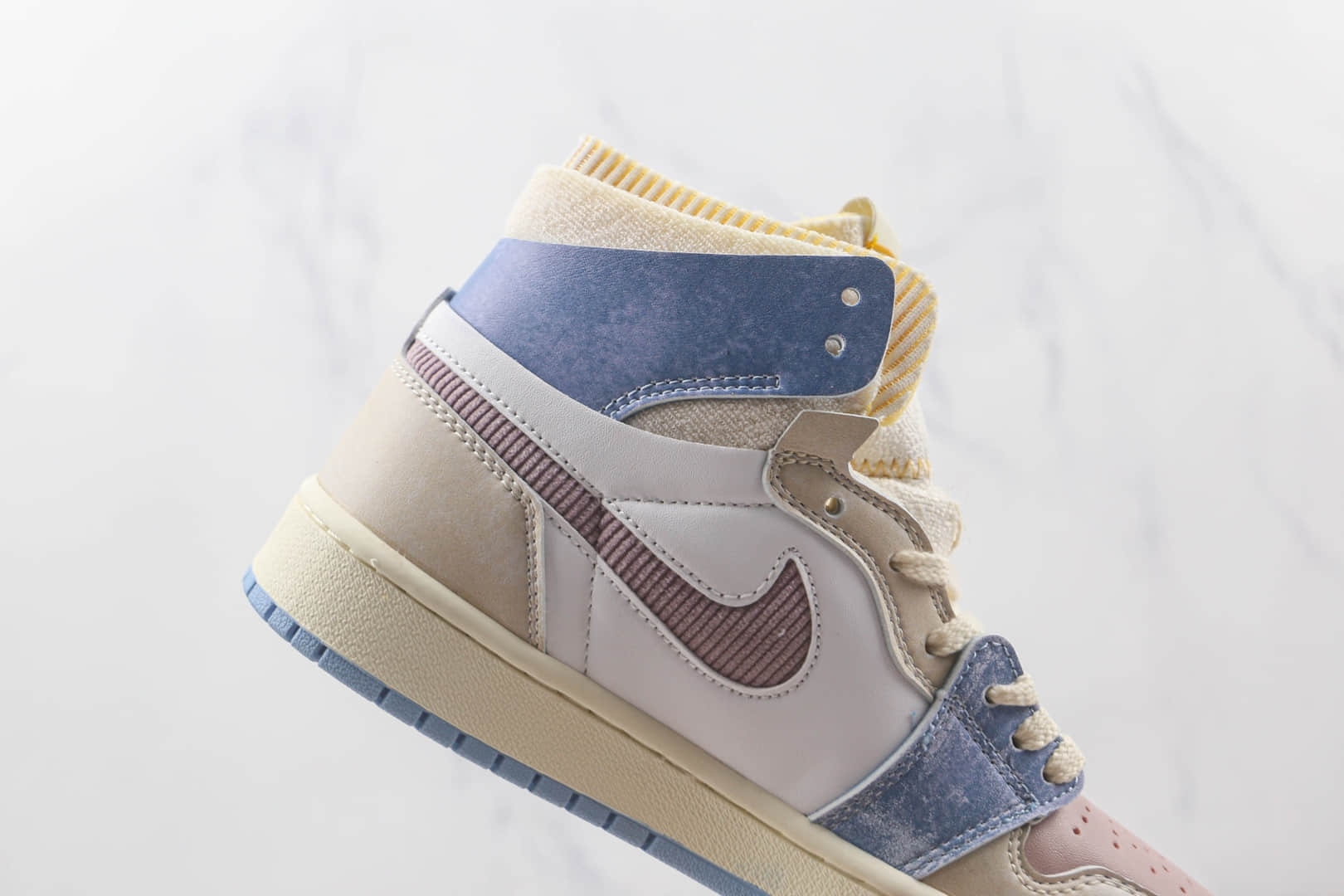 乔丹Air Jordan 1 Zoom CMFT Corduroy纯原版本中帮AJ1粉蓝色反毛皮篮球鞋原楦头纸板打造 货号：DQ5092-651