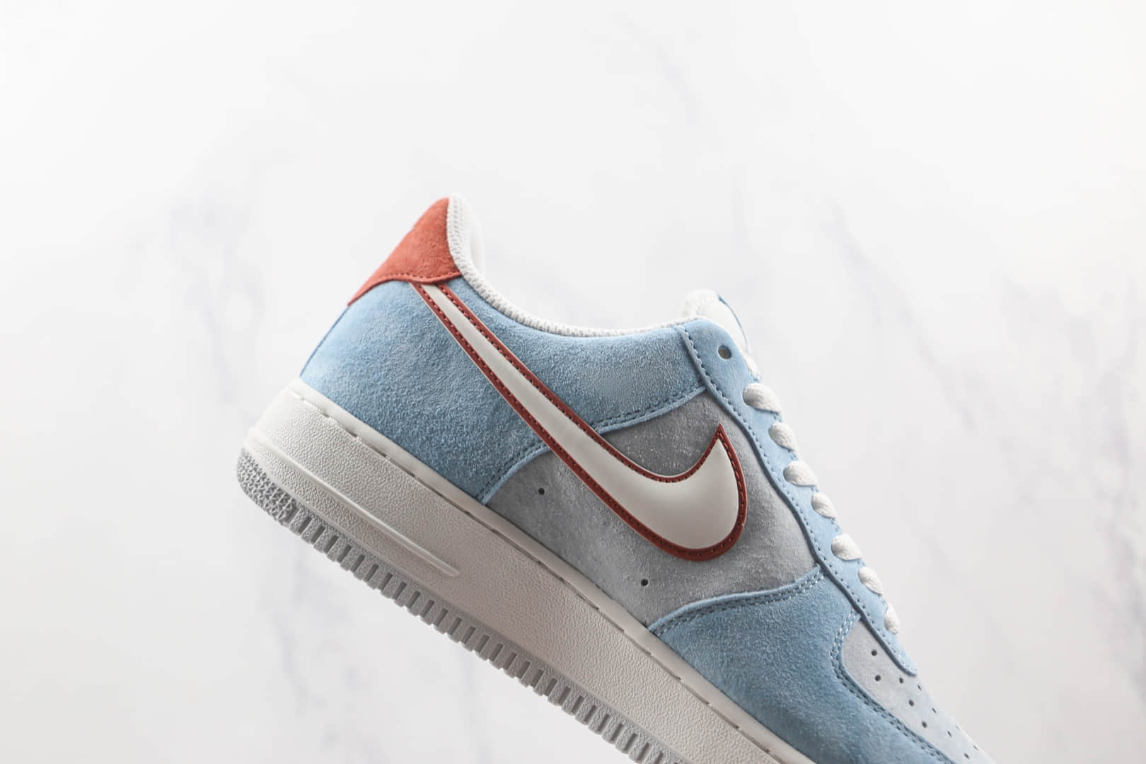 耐克Nike Air Force 1 07 Low纯原版本低帮空军一号白云蓝配色板鞋原盒原标 货号：LZ6699-521