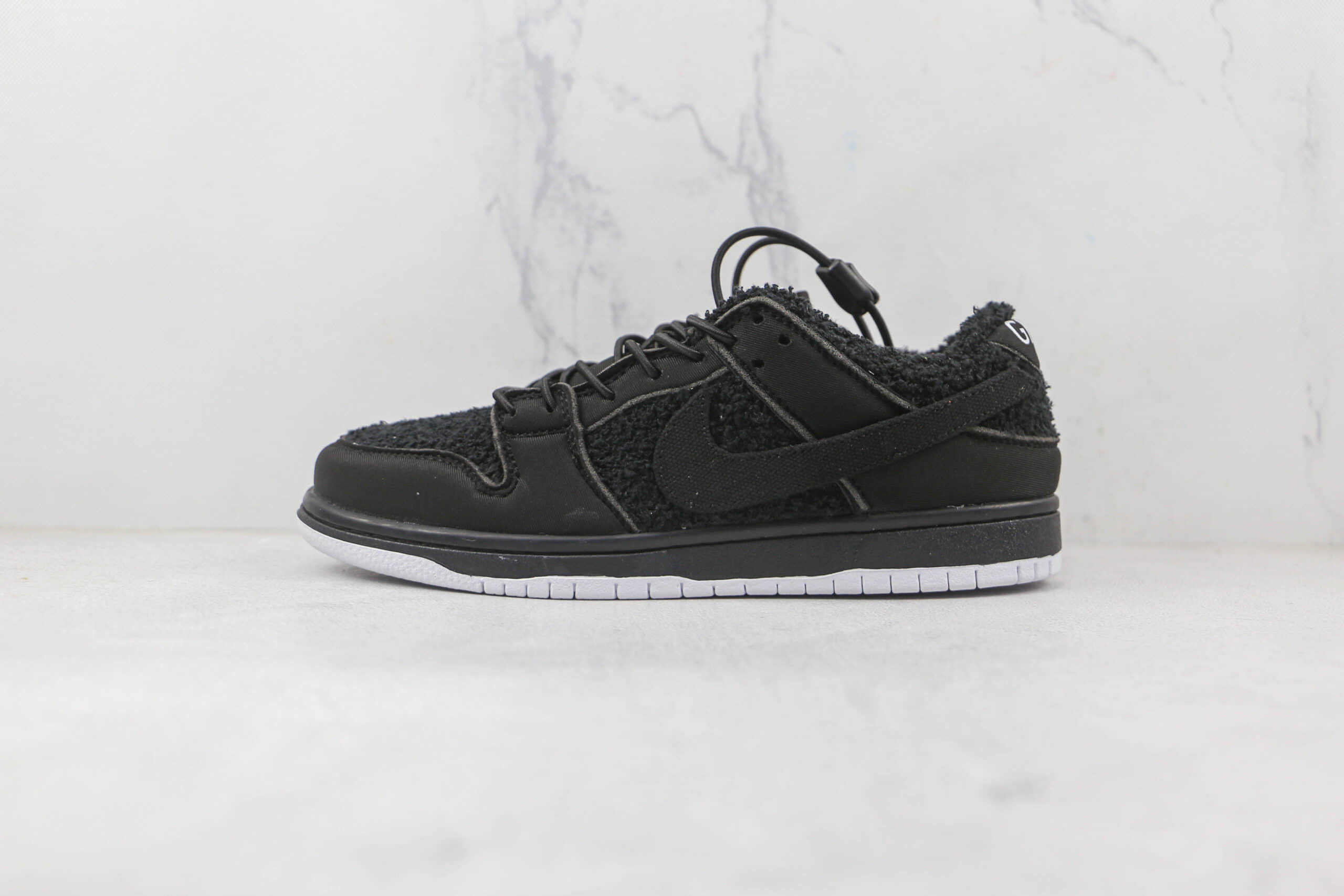 耐克Nike SB Dunk Low x Gnarhunters联名款纯原版本低帮SB DUNK魔术贴黑白色板鞋内置气垫 货号：DH7756-010