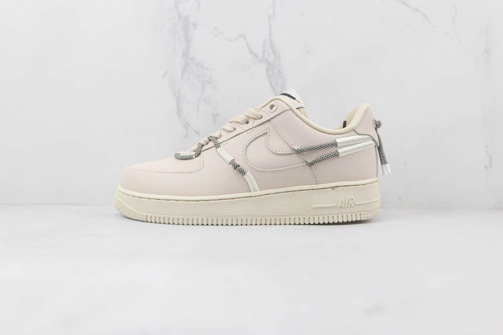 耐克Nike Air Force 1’07 Low纯原版本低帮空军一号抽绳板鞋内置气垫 货号：DH4408-102