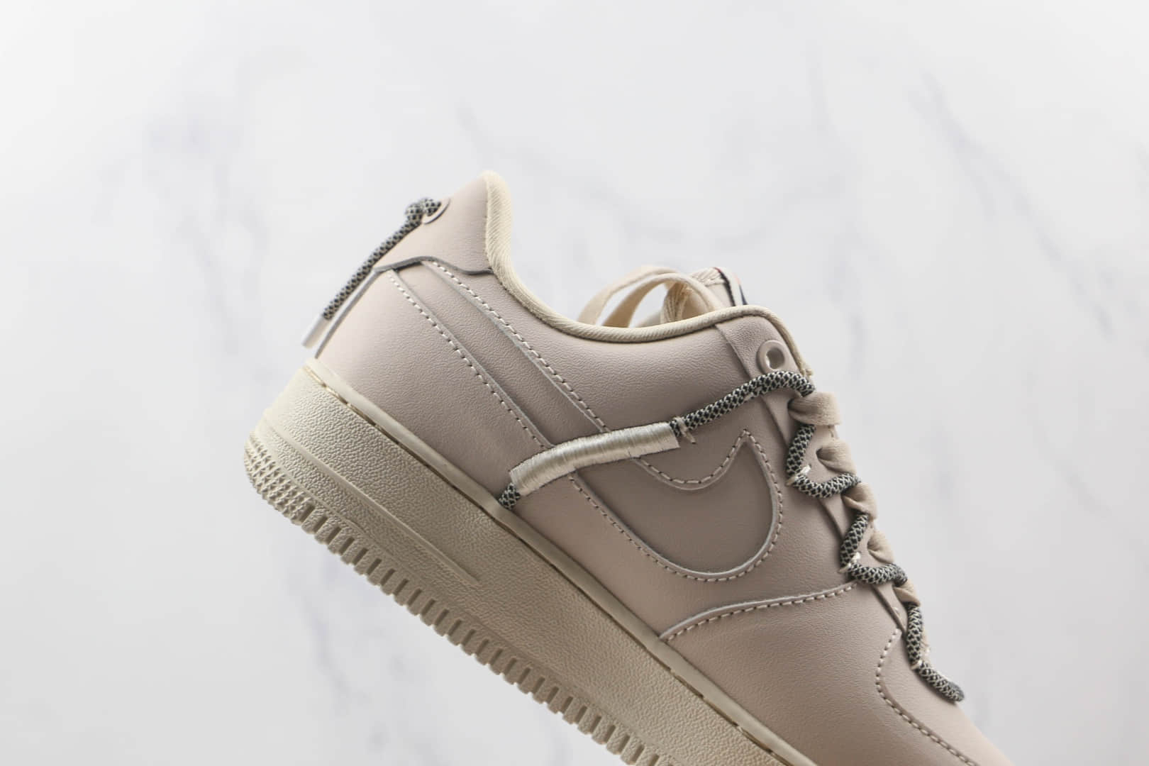 耐克Nike Air Force 1’07 Low纯原版本低帮空军一号抽绳板鞋内置气垫 货号：DH4408-102