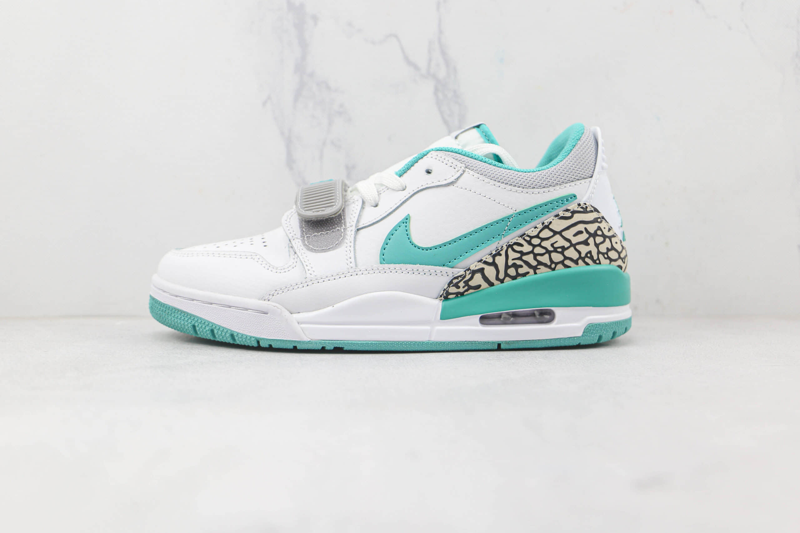 乔丹Air Jordan Legacy 312纯原版本低帮AJ312小蒂芙尼色板鞋原楦头纸板打造 货号：CD7069-130