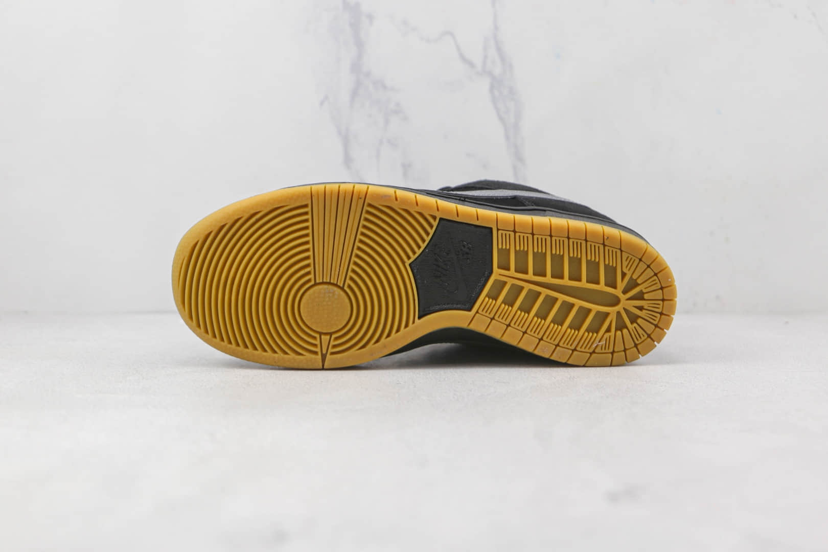 耐克Nike Dunk Low纯原版本低帮DUNK黑银勾生胶底板鞋内置气垫 货号：DQ6817-010