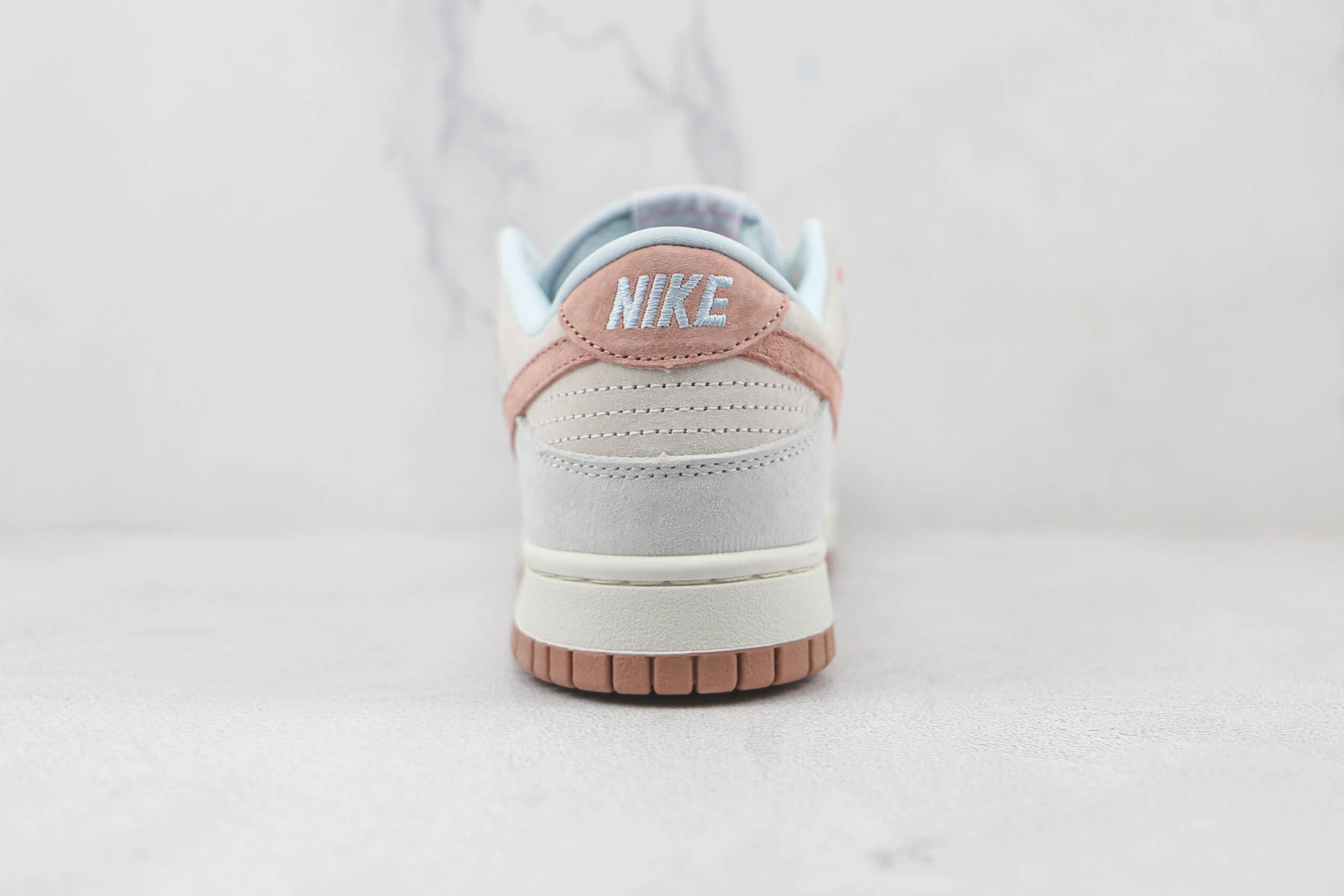 耐克Nike Dunk Low Fossil Rose纯原版本低帮SB DUNK白粉色化石玫瑰板鞋原鞋开模一比一打造 货号：DH7577-001